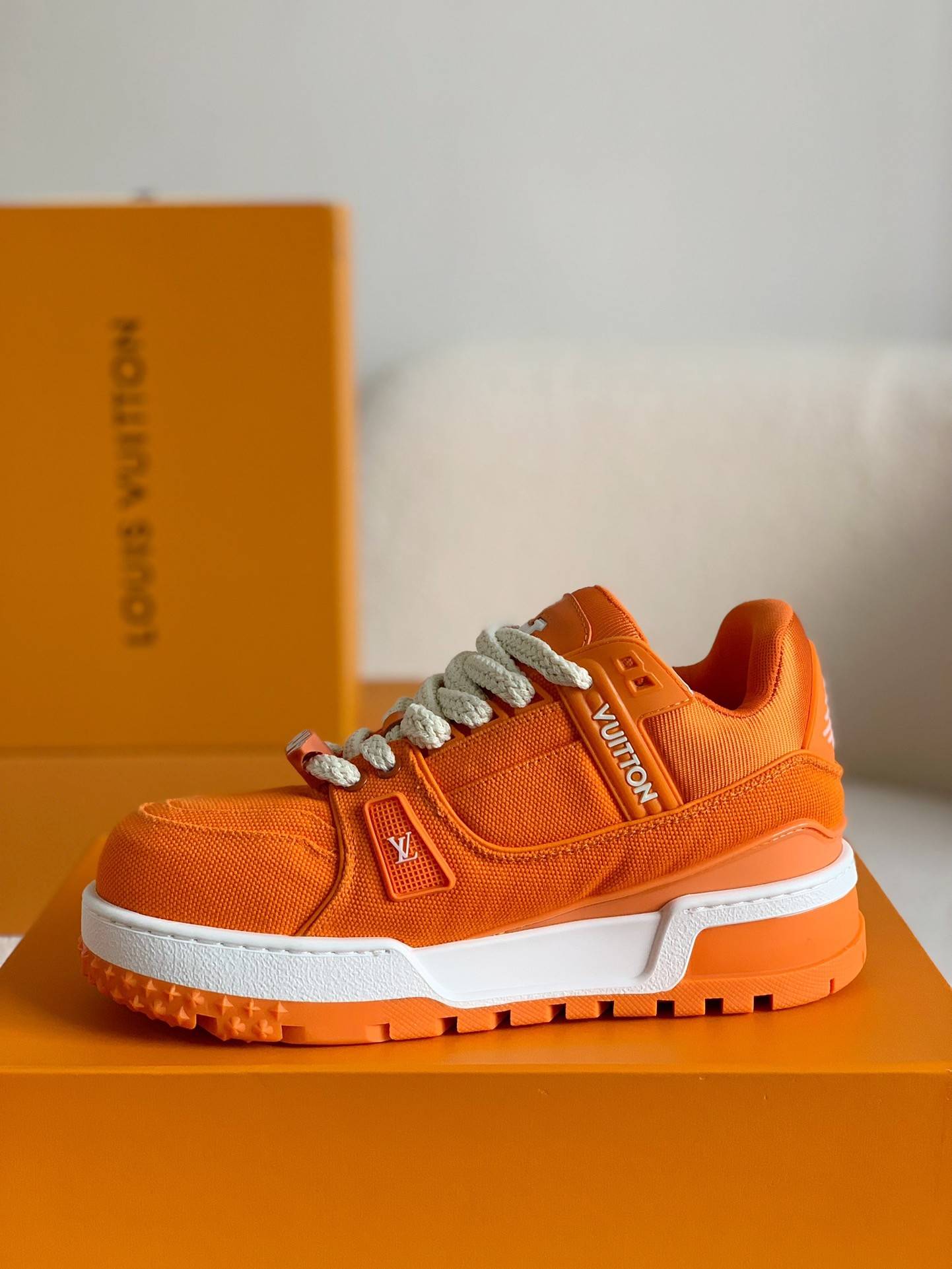 L*V TRAINER MAXI  SNEAKERS