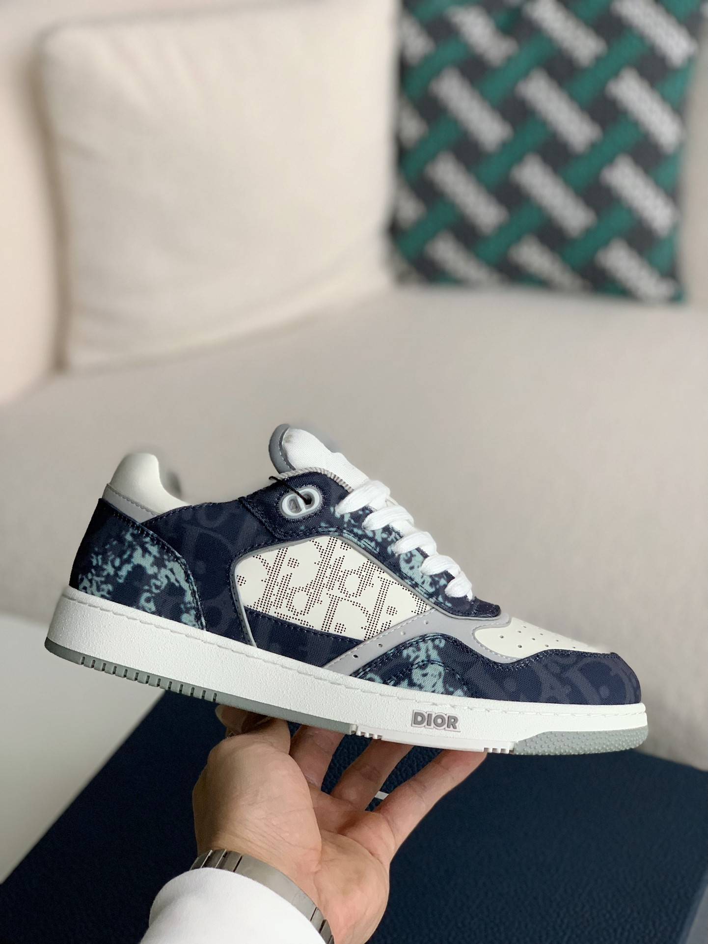 D*OR New B27 Sneaker