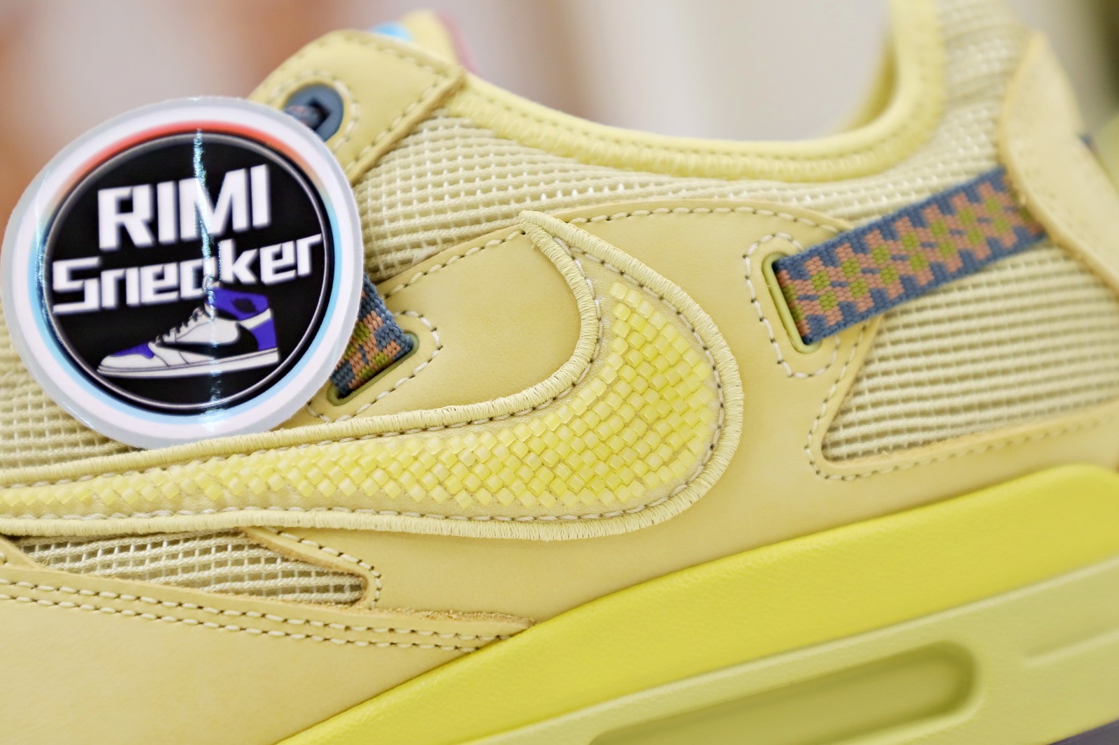 TRAVIS SCOTT X NIKE AIR MAX 1 WHEAT DO9392-700