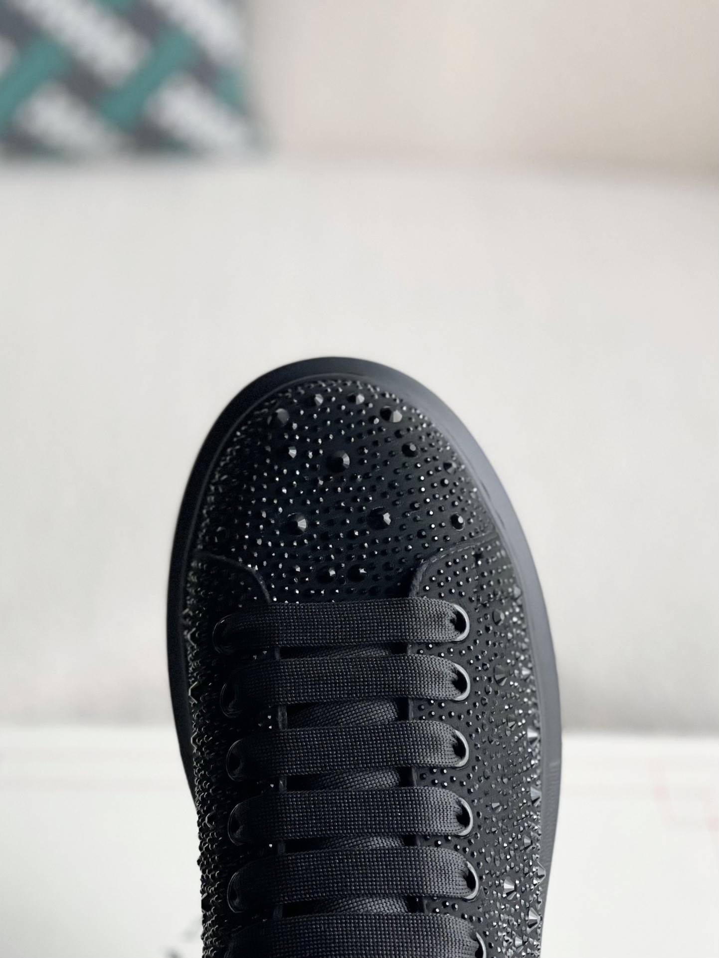 A1exa*der Mcqv*en  Sneakers