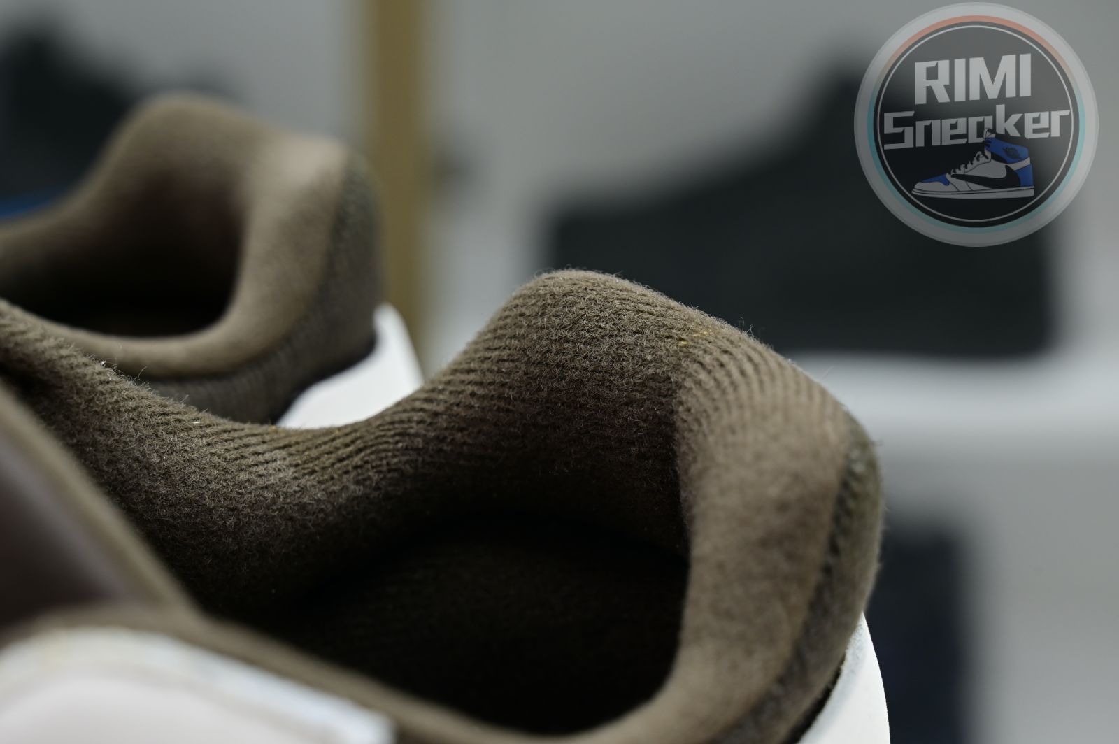 Travis Scott x Jordan Executive The Check