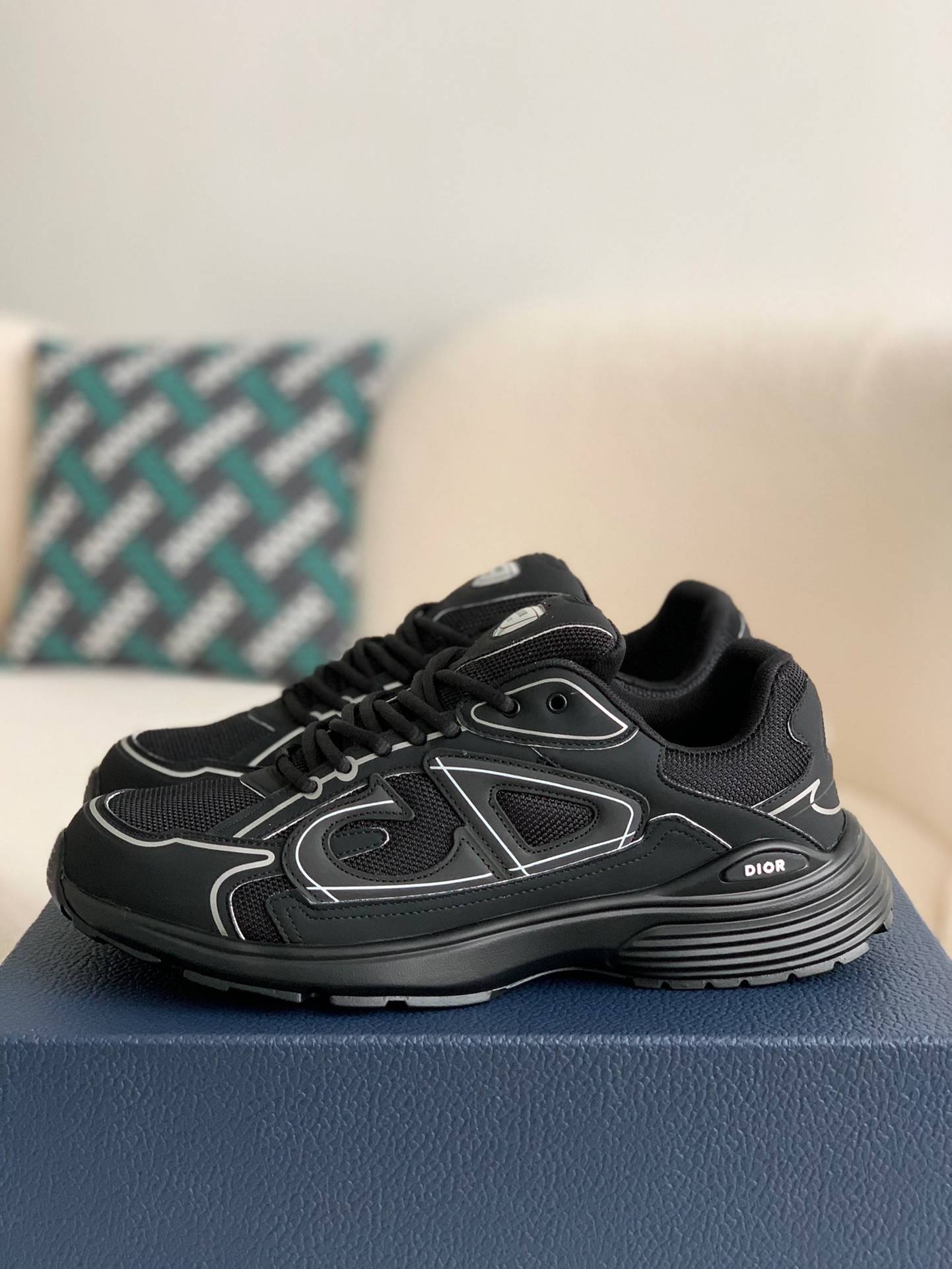 D*OR NEW ARRIVAL B30 Clunky Sneaker