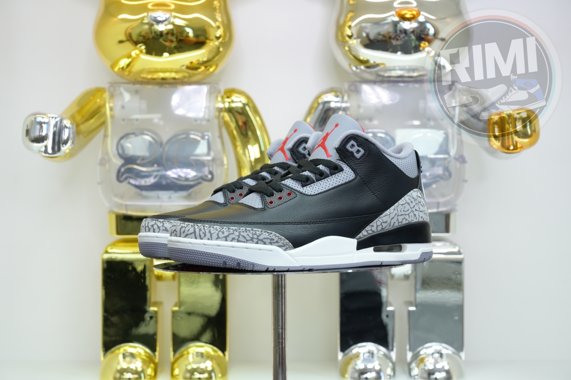 Air Jordan 3“Black Cement Reimagined”