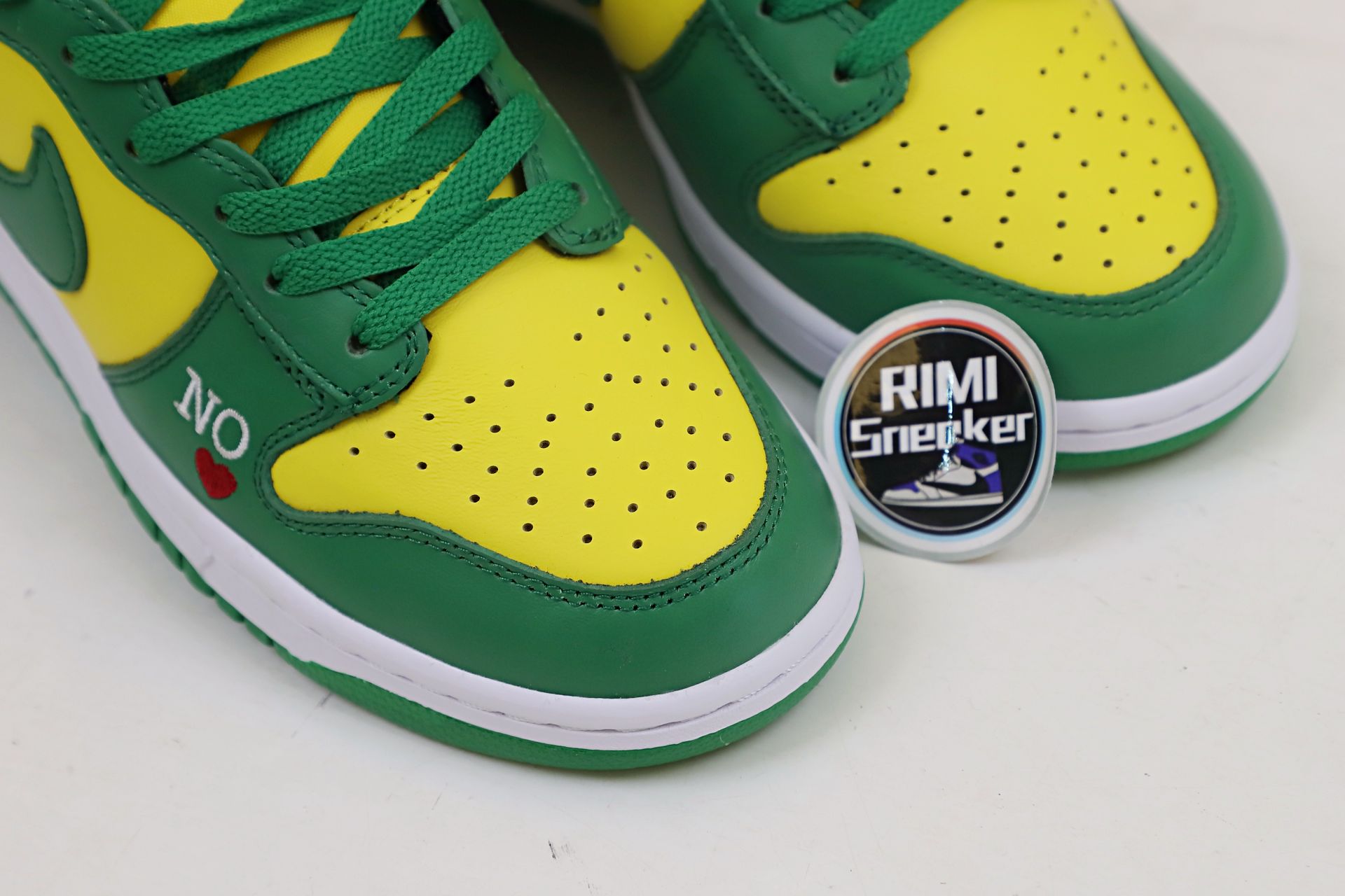 DUNK HIGH Svp*me BY ANY MEANS GREEN