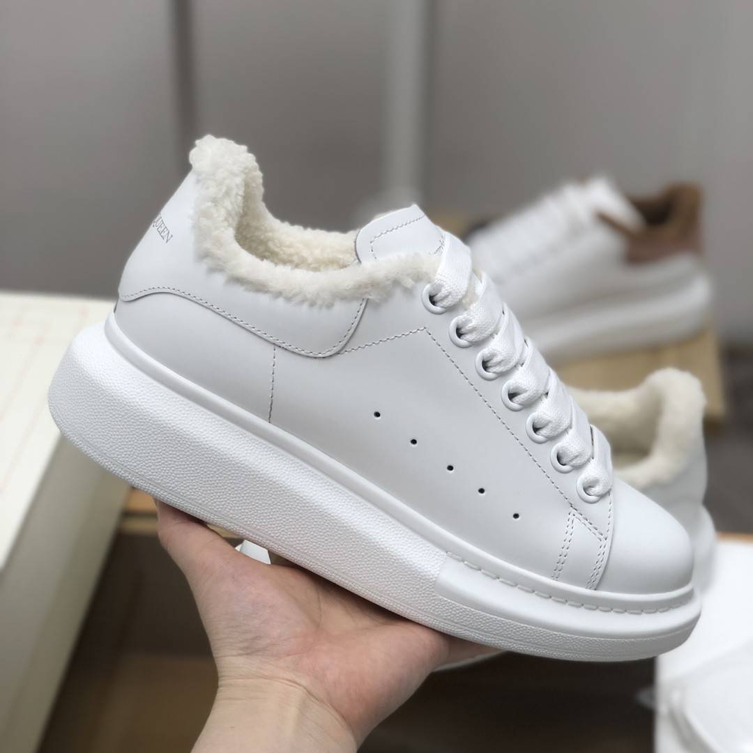 A1exa*der Mcqv*en MQ White veL*Vet Lining Sneakers