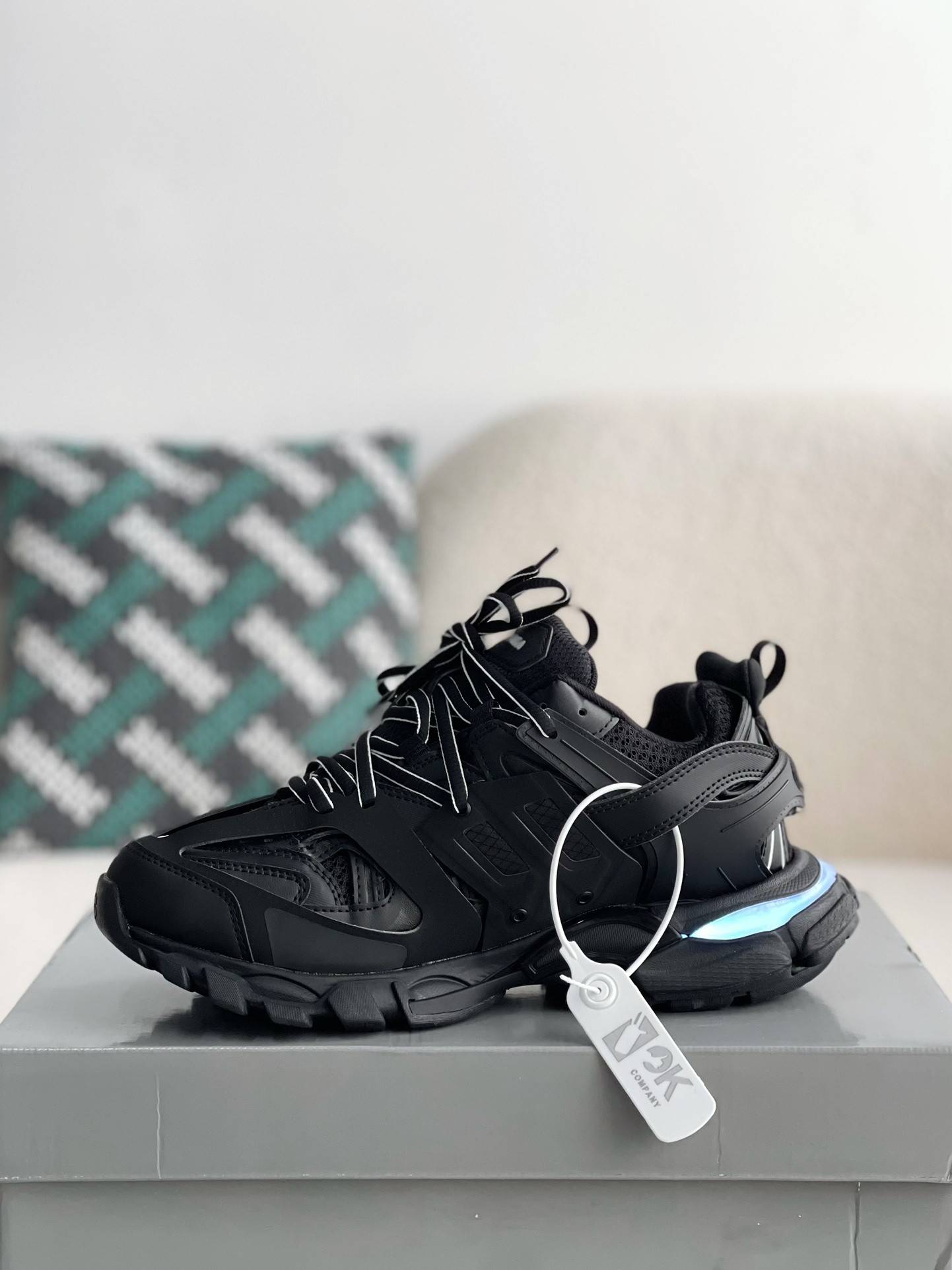 BLCG Track 1.0 track led Trainers