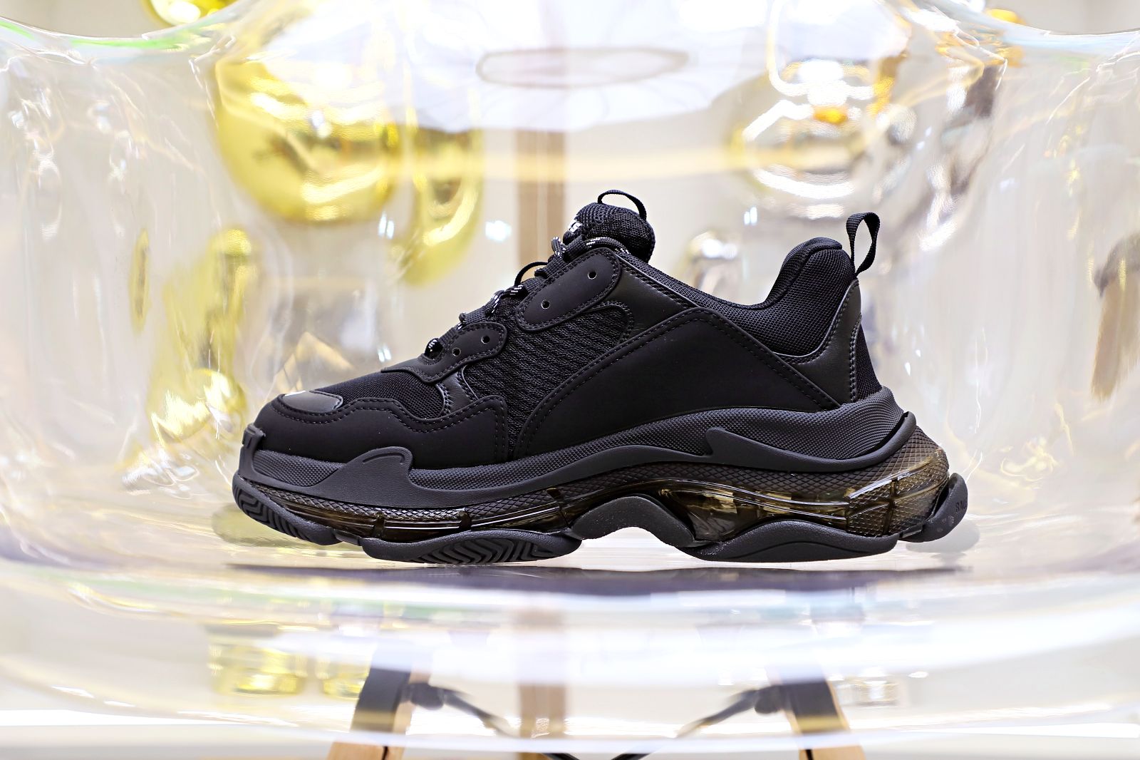 BLCG Track Sneakers TRIPLE S Black