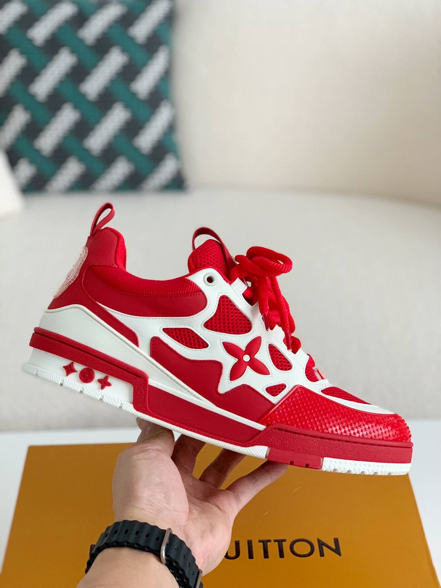 L*V  RUNNER TATIC  Sneakers