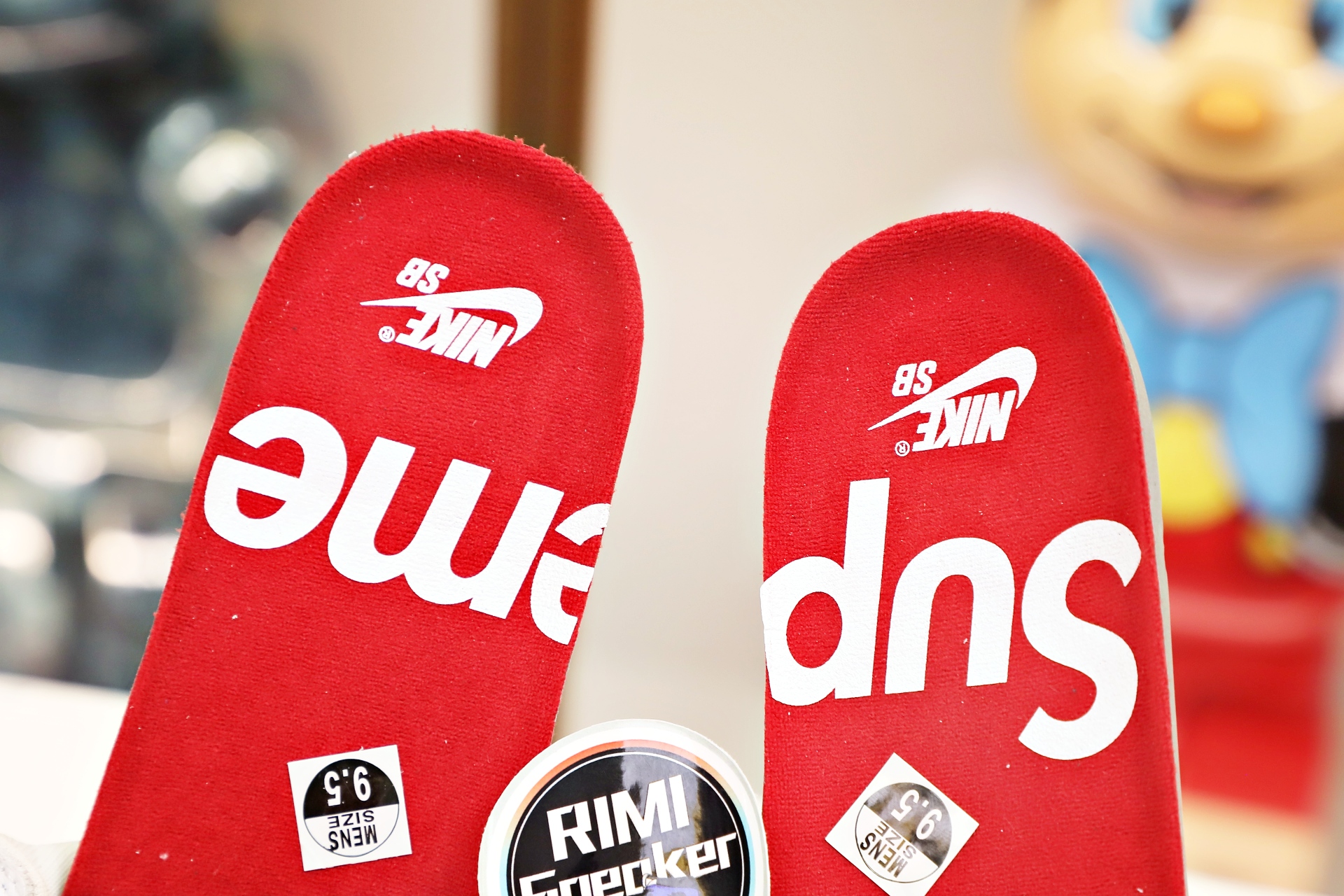 NIKE SB DUNK HIGH Svp*me BY ANY MEANS