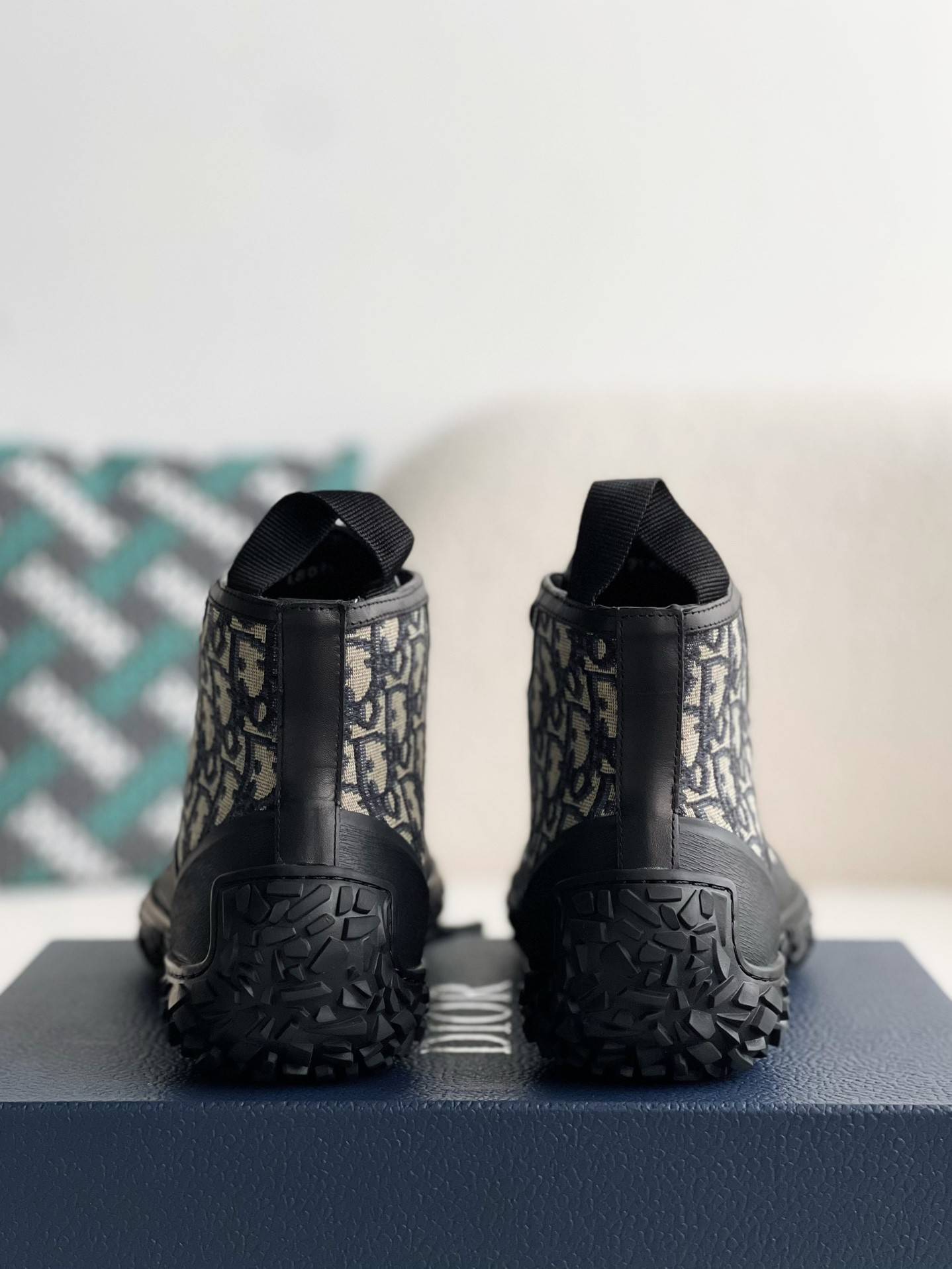 D*OR B28 high-top Sneakers