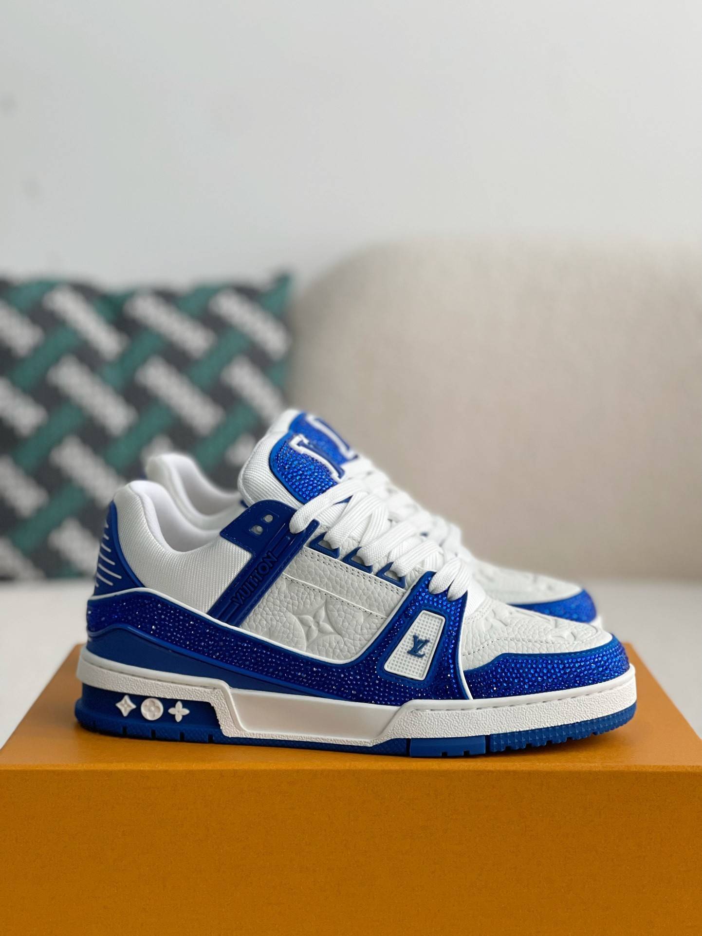 L*V Trainers Sneakers