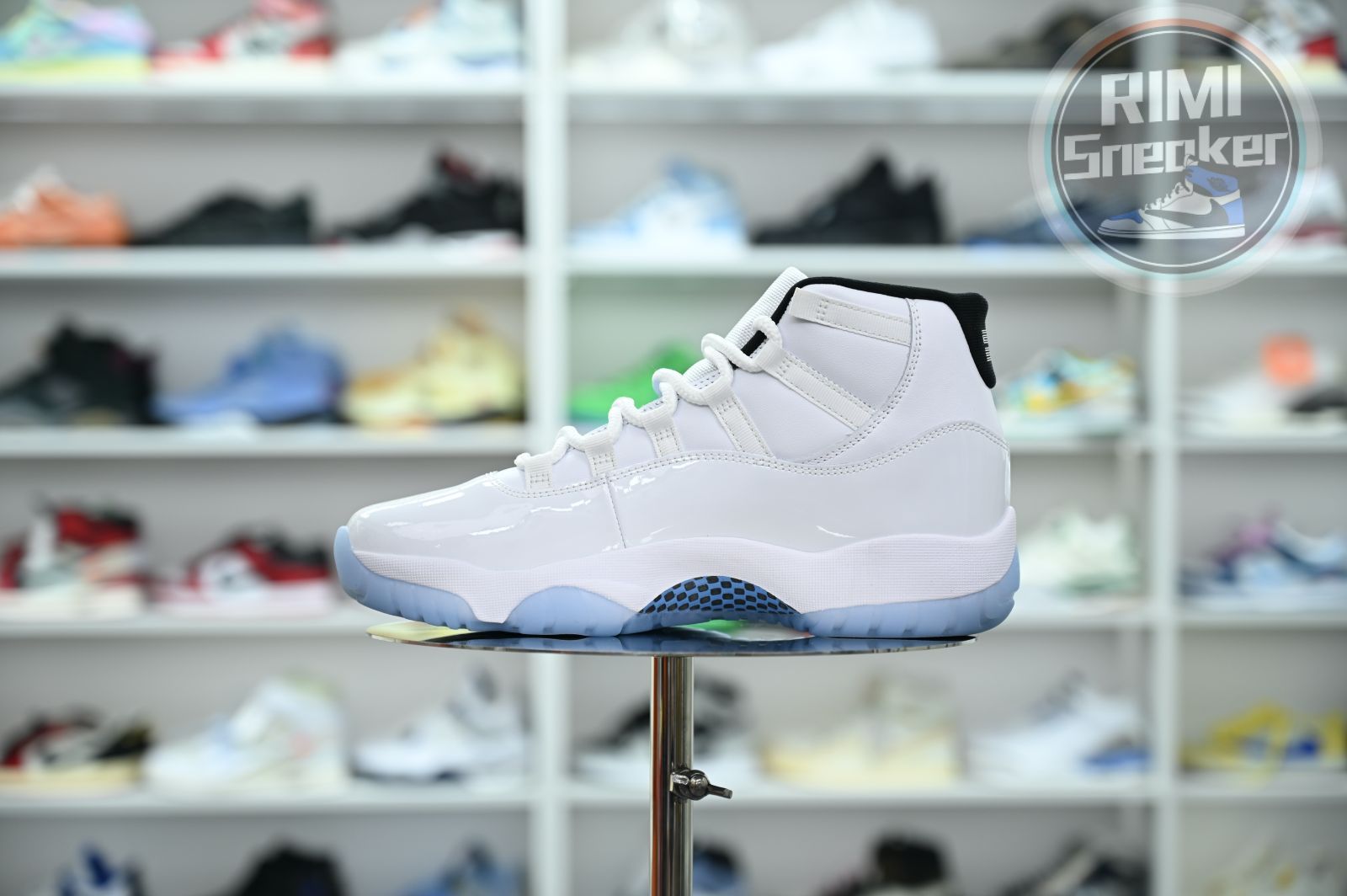Jordan Air Jordan 11“Legend Blue”  2024