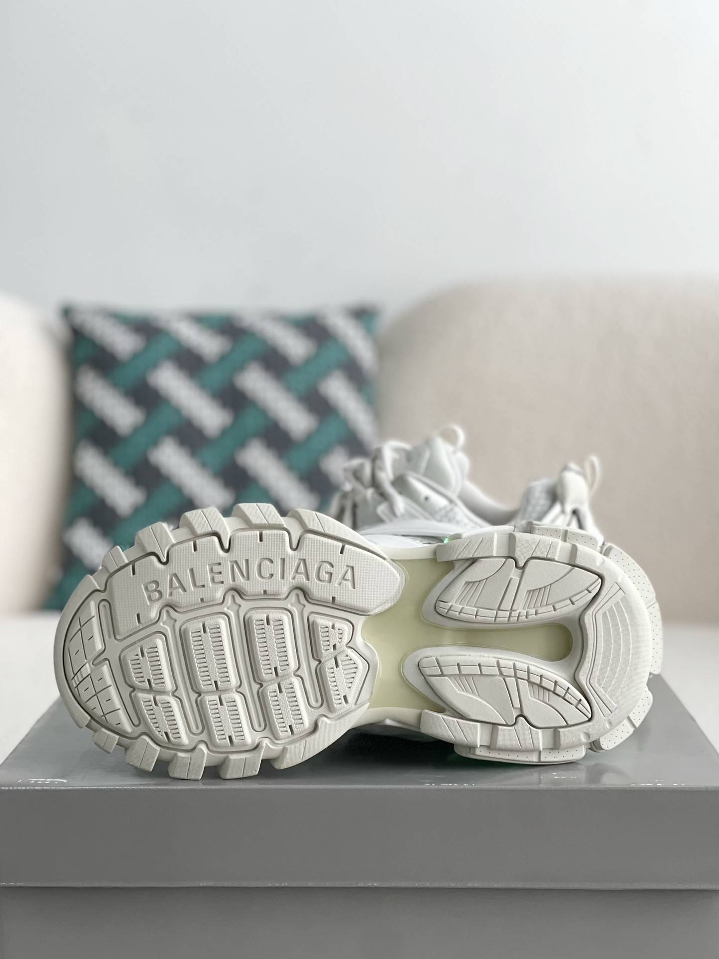 BLCG Track 1.0 track led Trainers