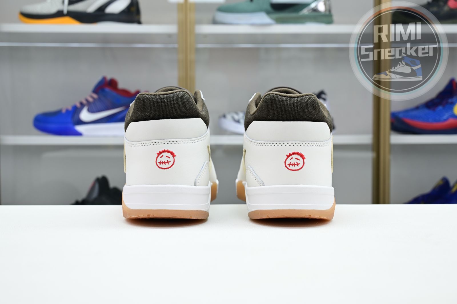 Travis Scott x Jordan Executive The Check