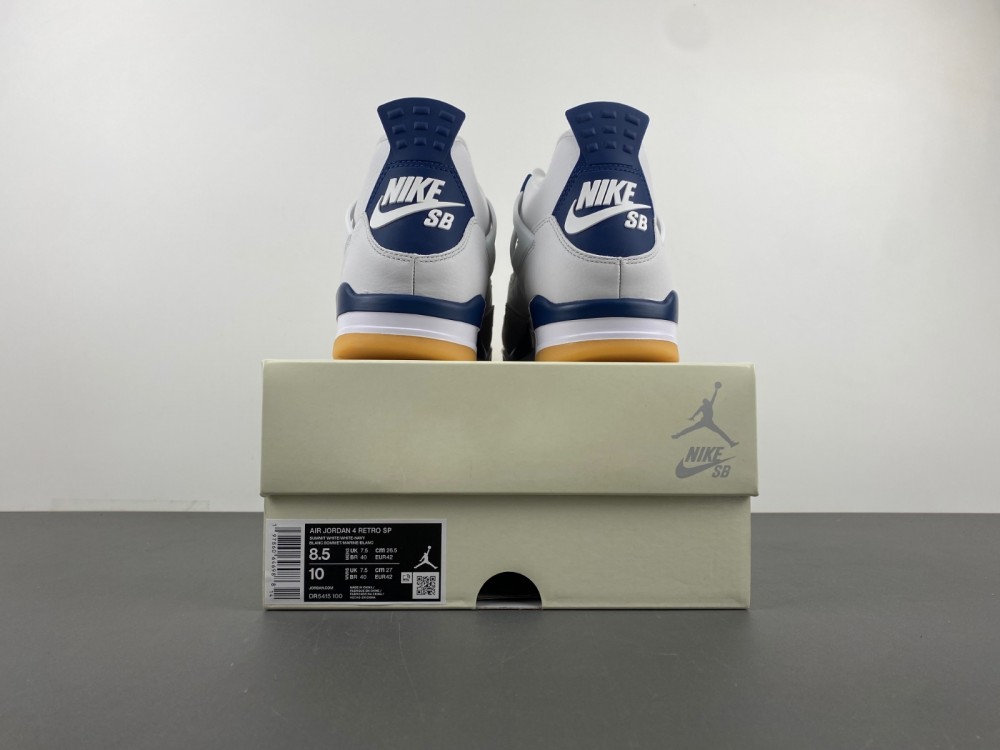 Nike SB x Air Jordan 4  Navy