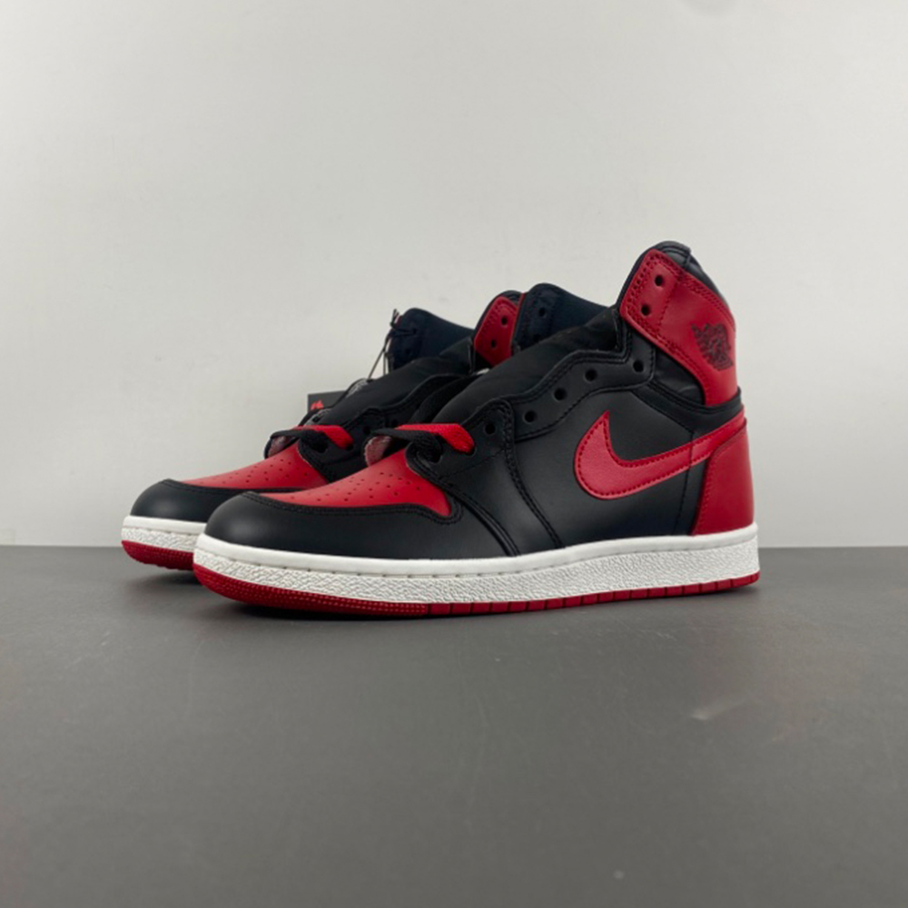 Air Jordan 1 High 85 Bred