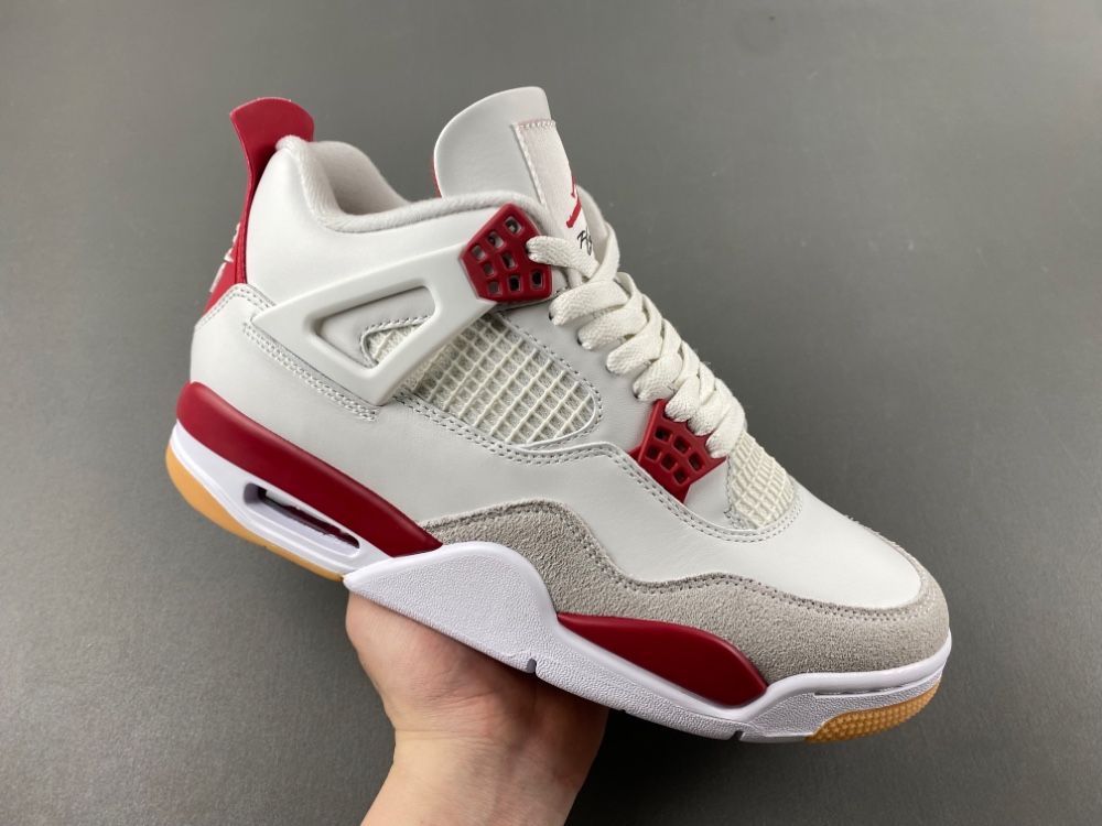 Nike SB x Air Jordan 4 Retro SP Varsity Red DR5415-106