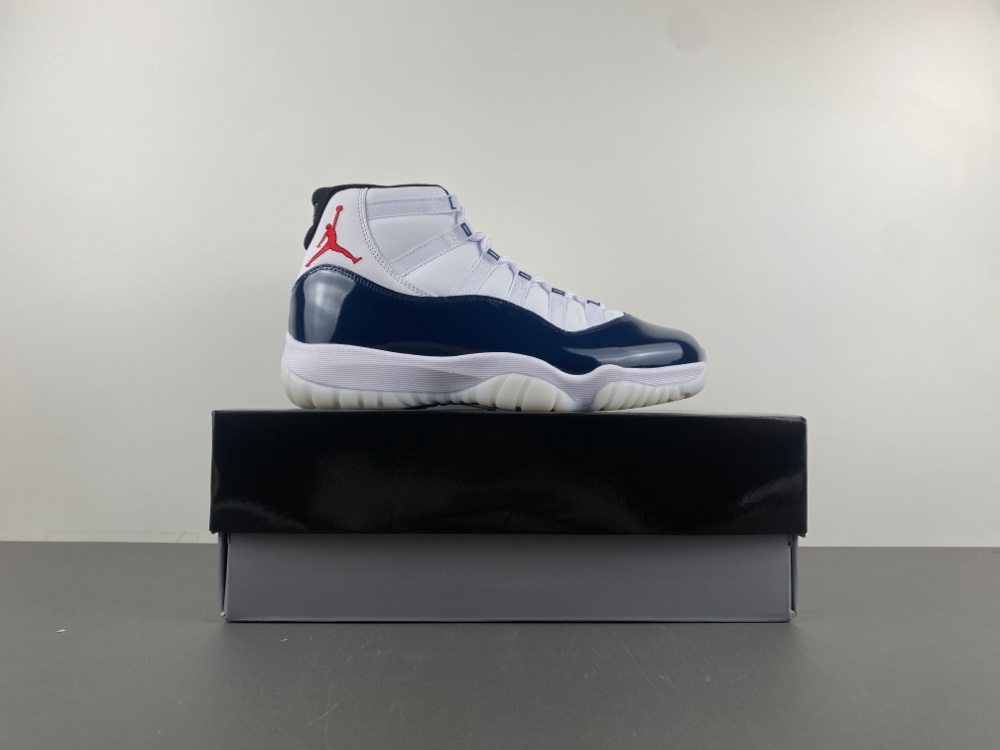 代Air Jordan 11 LH0296-400