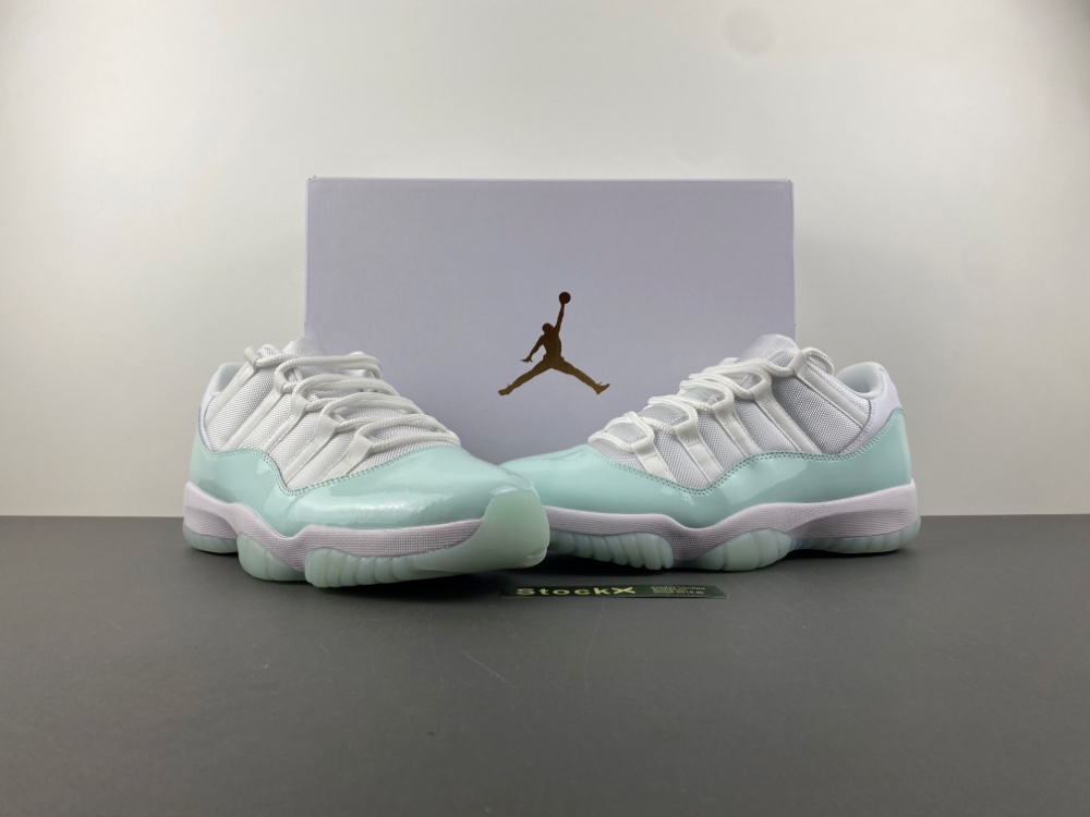 Air Jordan 11 Low Igloo AH7860-103
