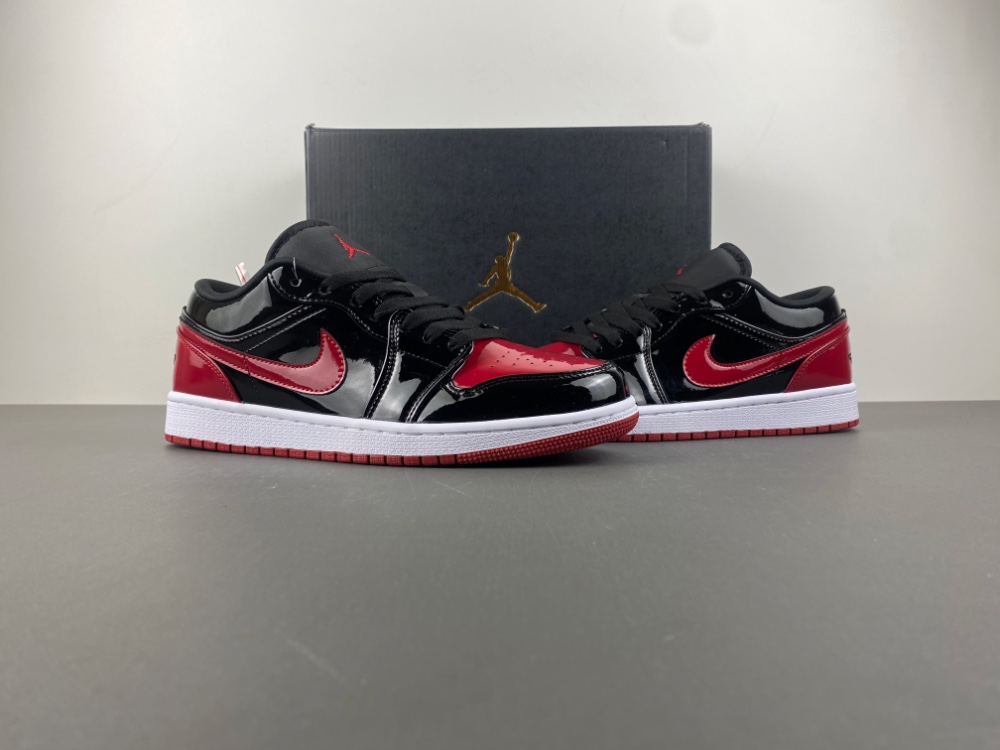 Air Jordan 1 Low 553558-063