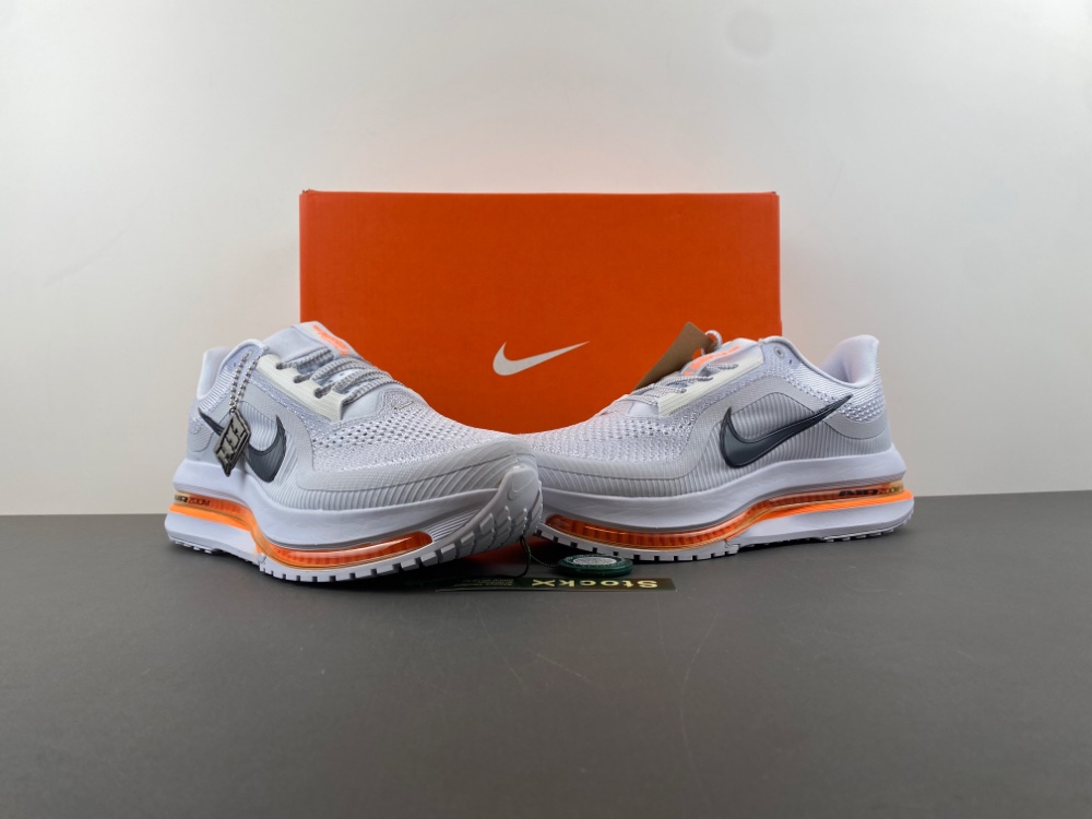Pegasus Premium Nike ZoomX HQ2592-002