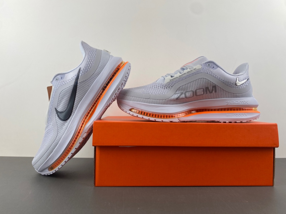 Pegasus Premium Nike ZoomX HQ2592-002