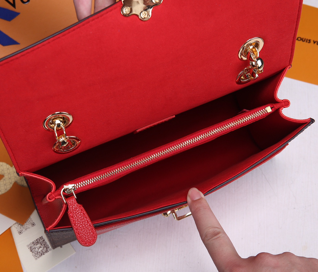 L0vis Vvtt0n Victoire Bag