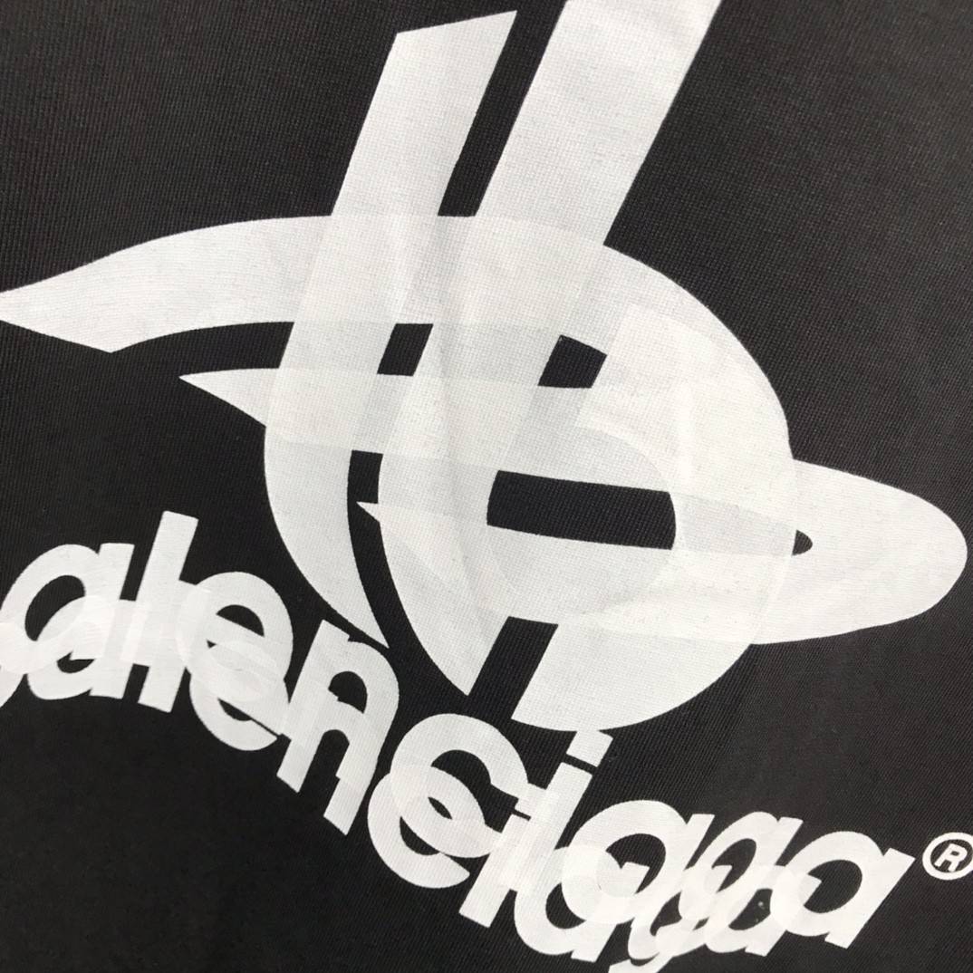 Ba1en*iaga lettered long sleeve T-shirt