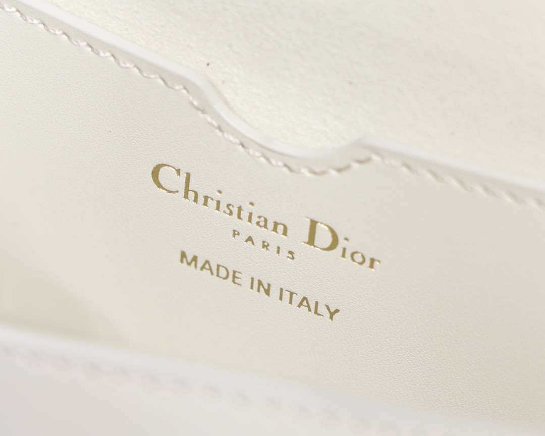 D10r Bobby East-west Bag