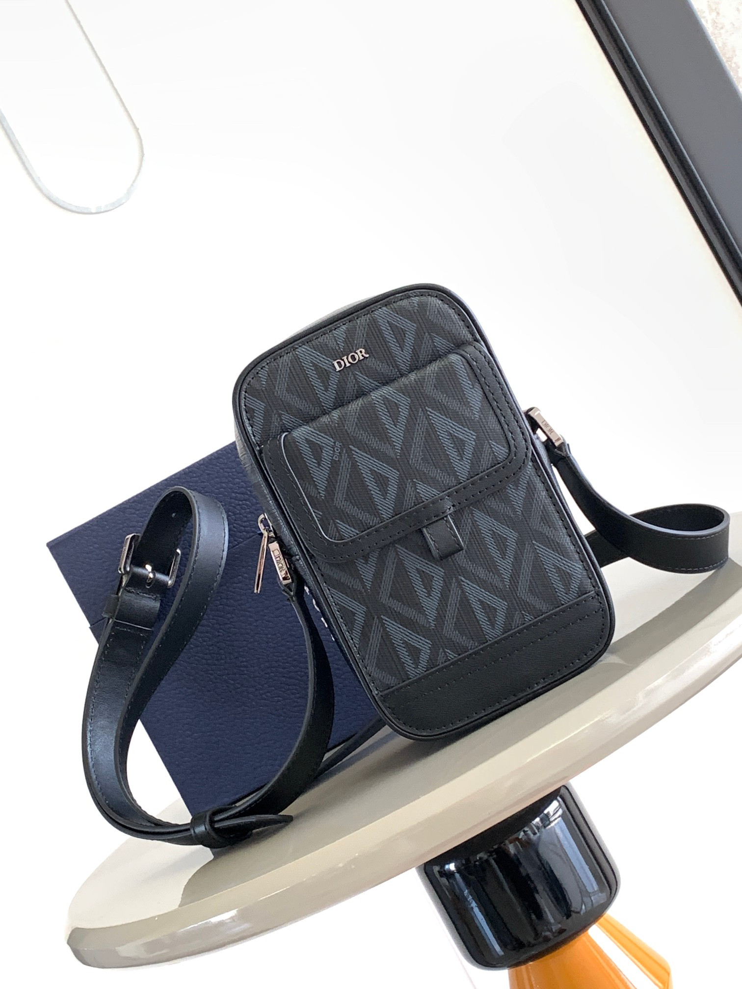 D10r Hit The Road Bag