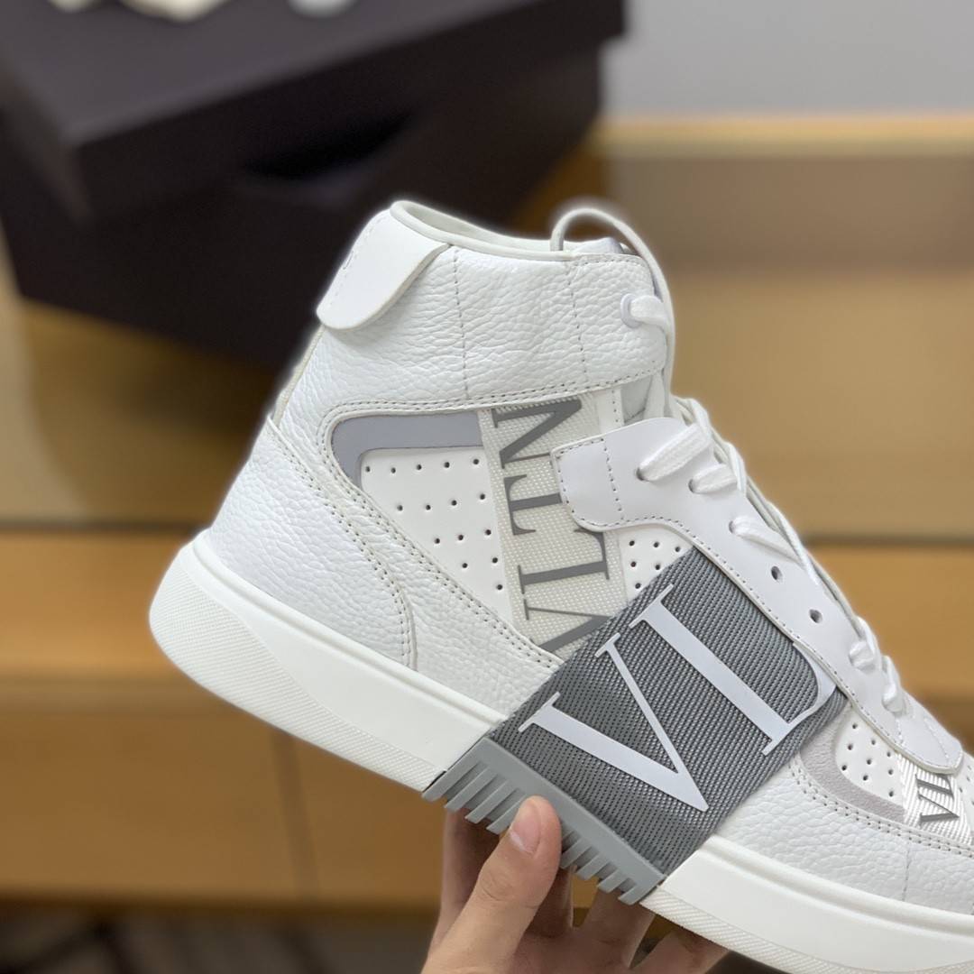 Va1e*ntin0 high-top sneakers