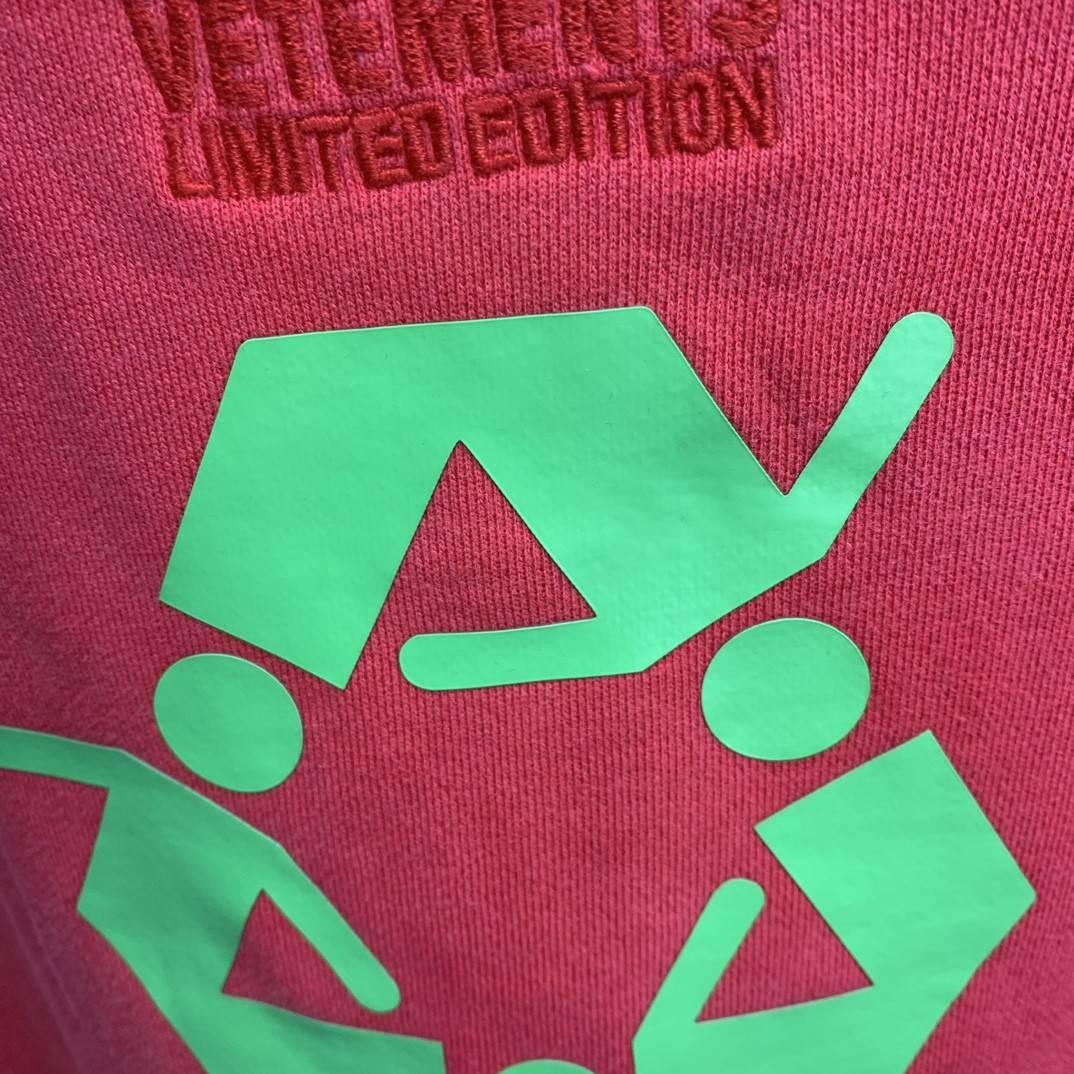 Ba1en*iaga lettered washed sweatshirt