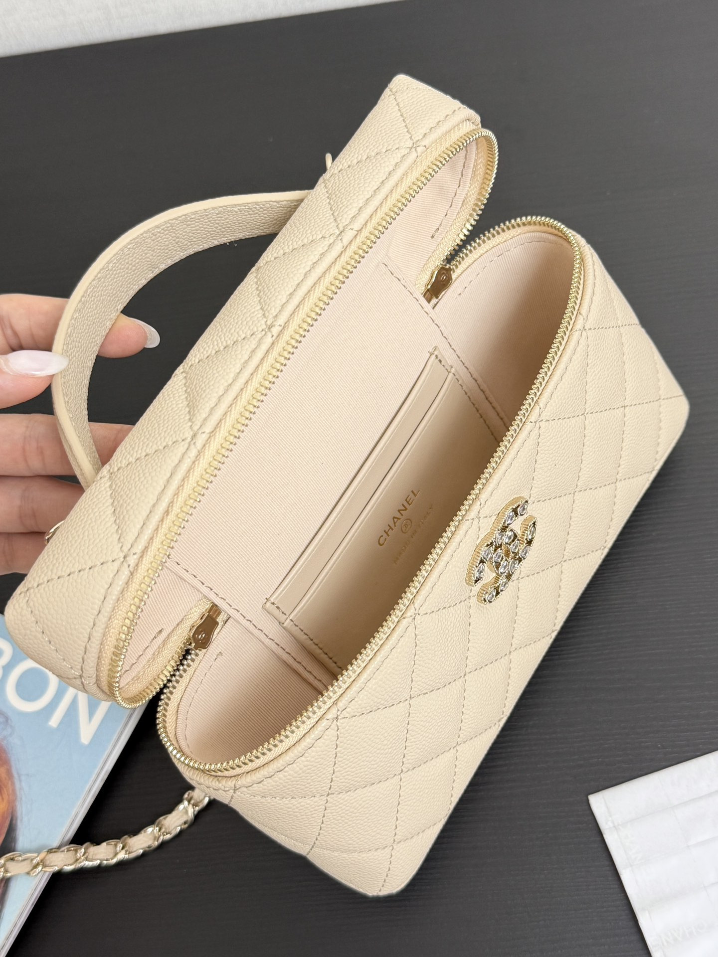 Ch**el 25c Lp Bag 19cm