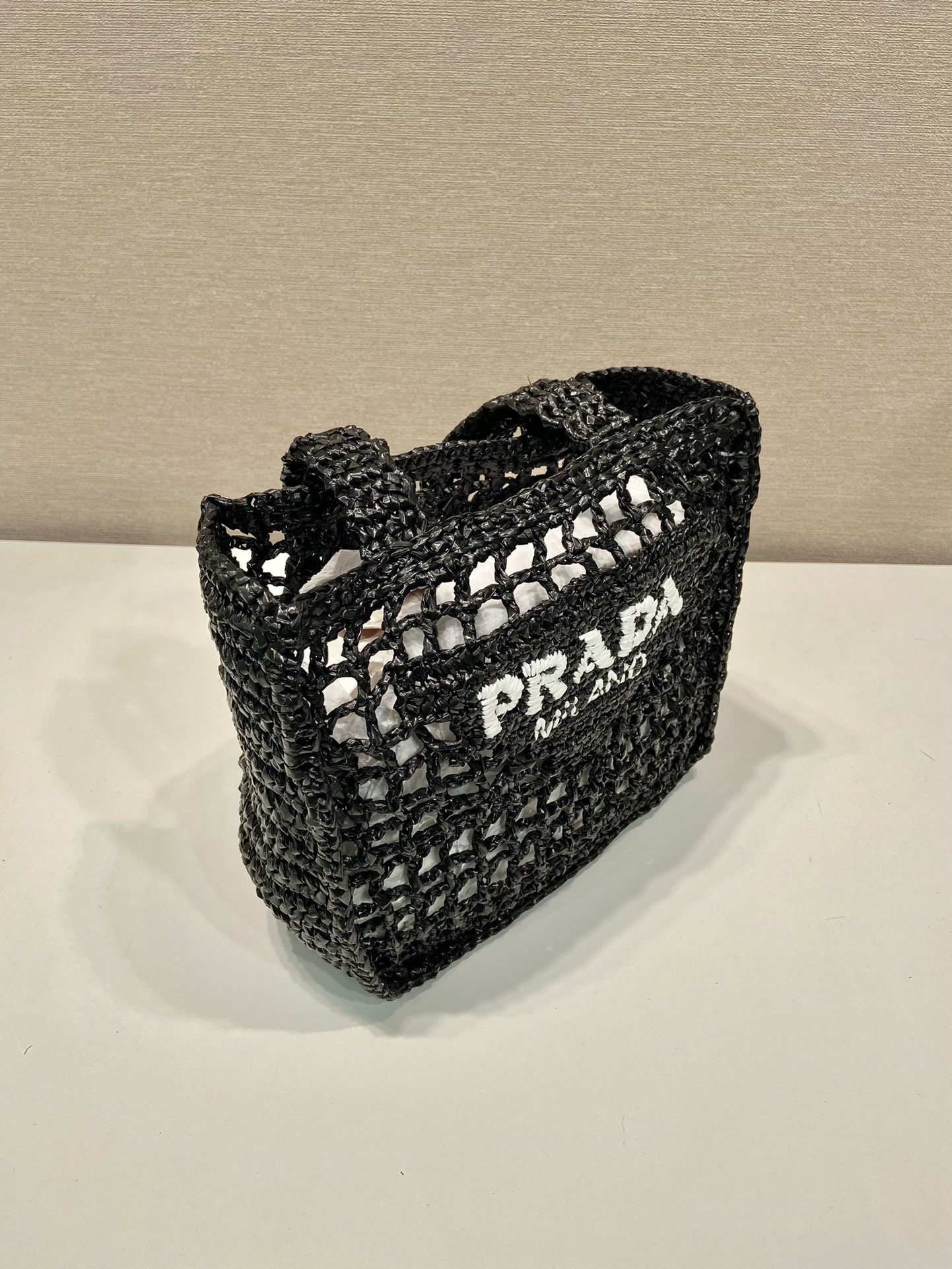 Pra*a Crochet Tote Bag