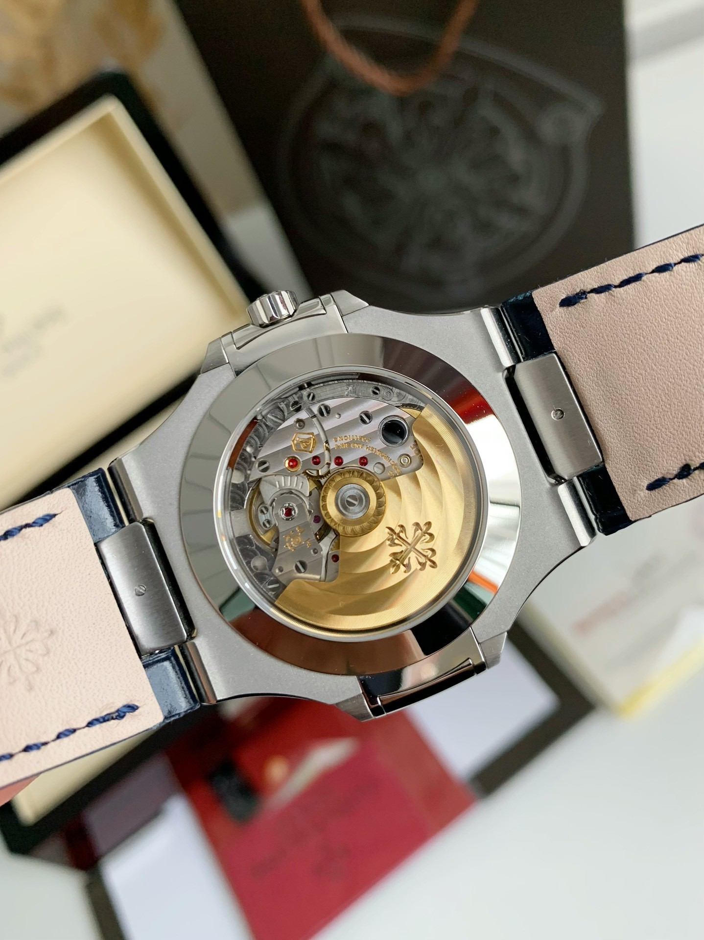 Pat*k Phi1i*pe 5726 series watch