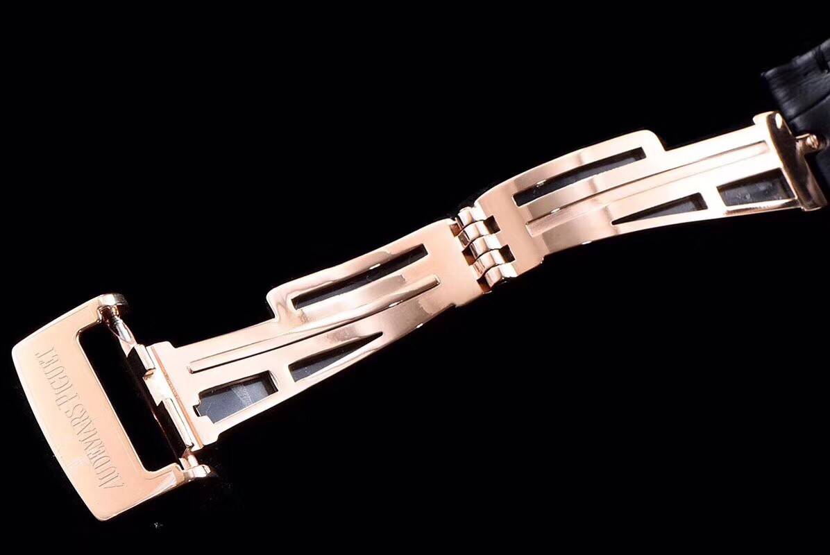 Audemars P1g*et Royal Oak 15400 Series Men