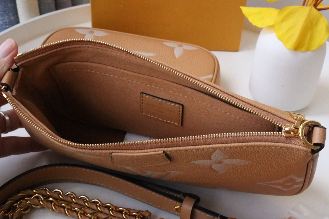 L0vis Vvtt0n Multi Pochette Accessories Bag