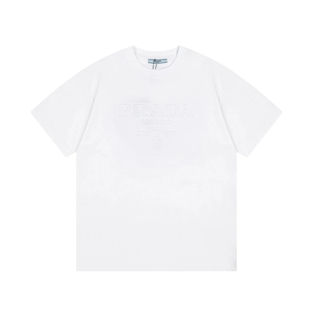 Three -Dimensional Letter T Shirt