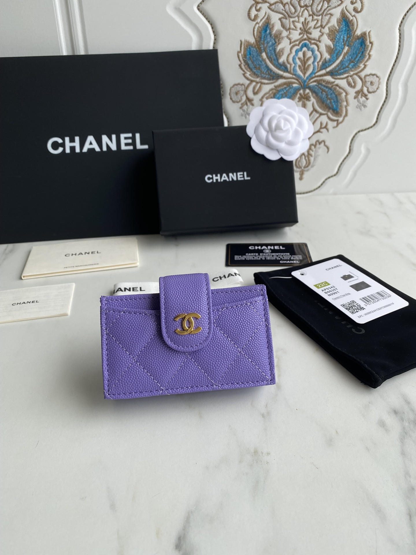 Chanle Flap Wallet