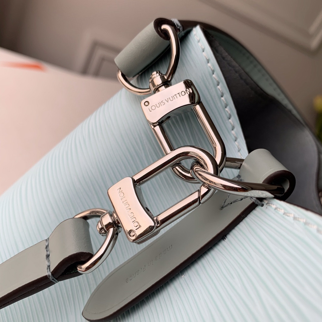 L0vis Vvtt0n Néonoé Bag