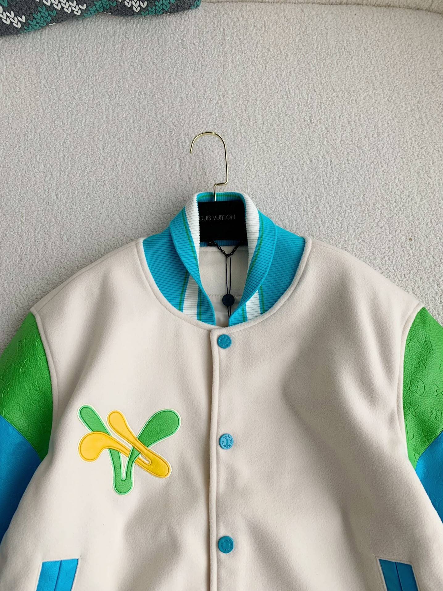 L0vis Vvtt0n  Jackets