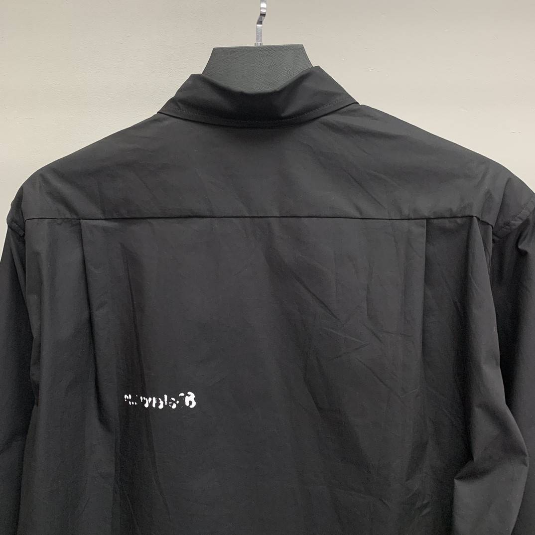 Ba1en*iaga blurred lettering long sleeve shirt