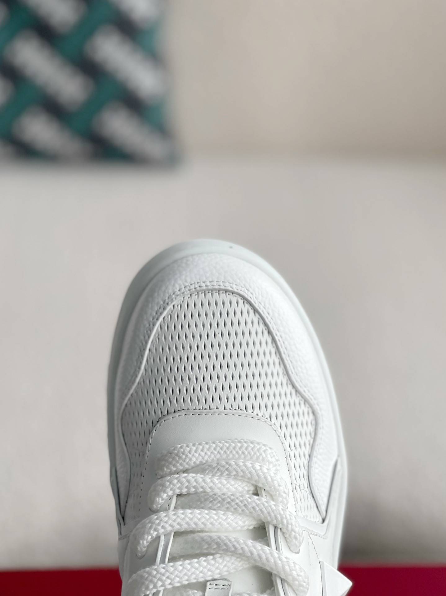 Va1e*ntin0 One Stud Sneakers