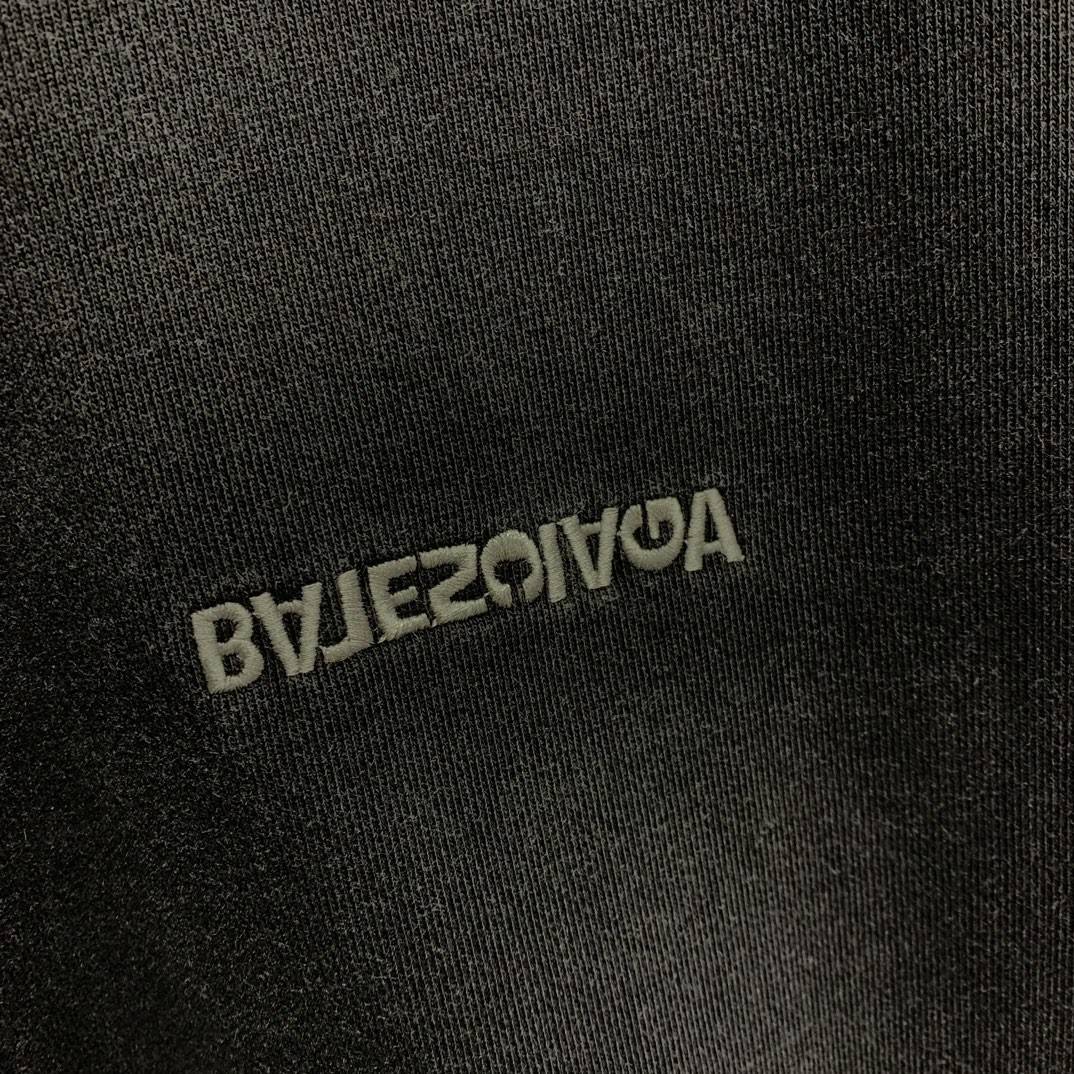 Ba1en*iaga embroidered sweatshirt