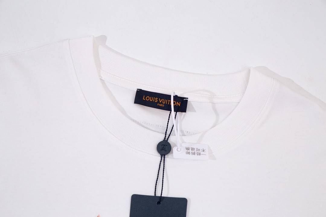 L0vis Vvtt0n 230,000 new T-shirts for spring and summer