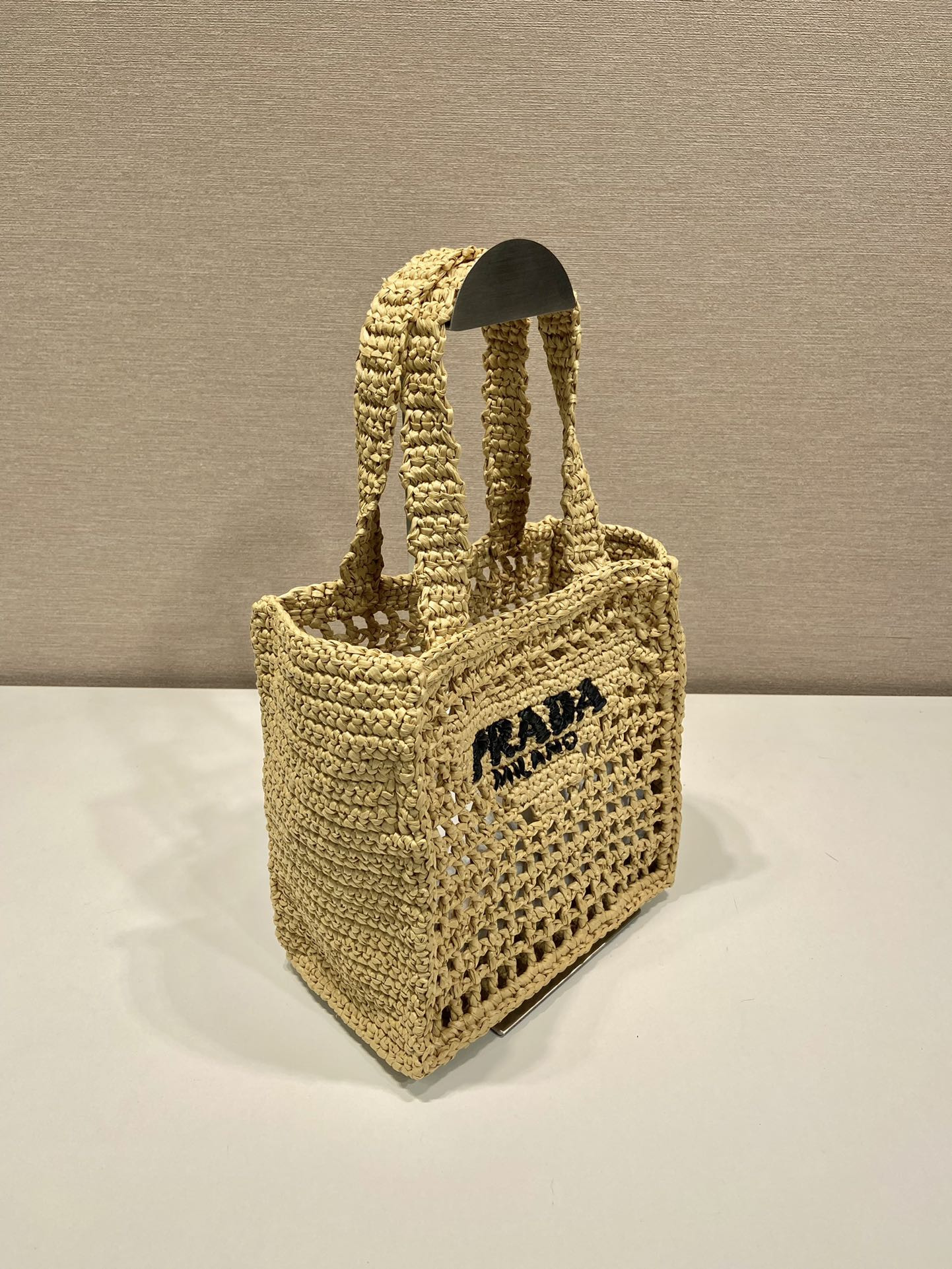 Pra*a Crochet Tote Bag