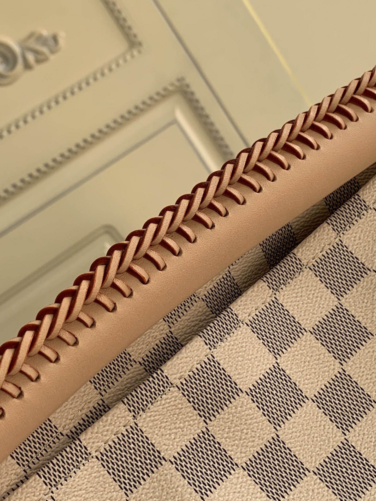 L0vis Vvtt0n Artsy Bag