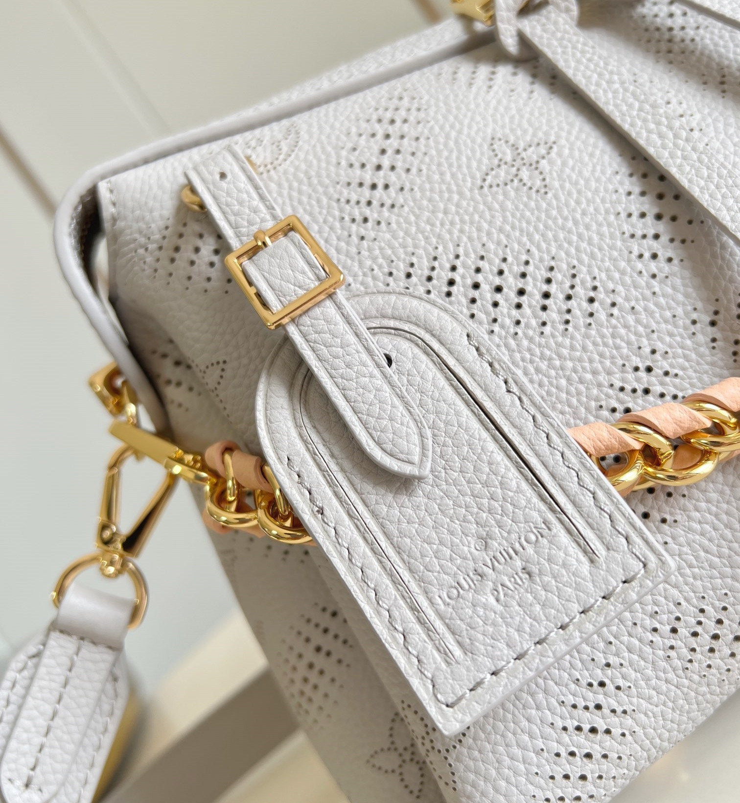 L0vis Vvtt0n Hand It All Small Handbag