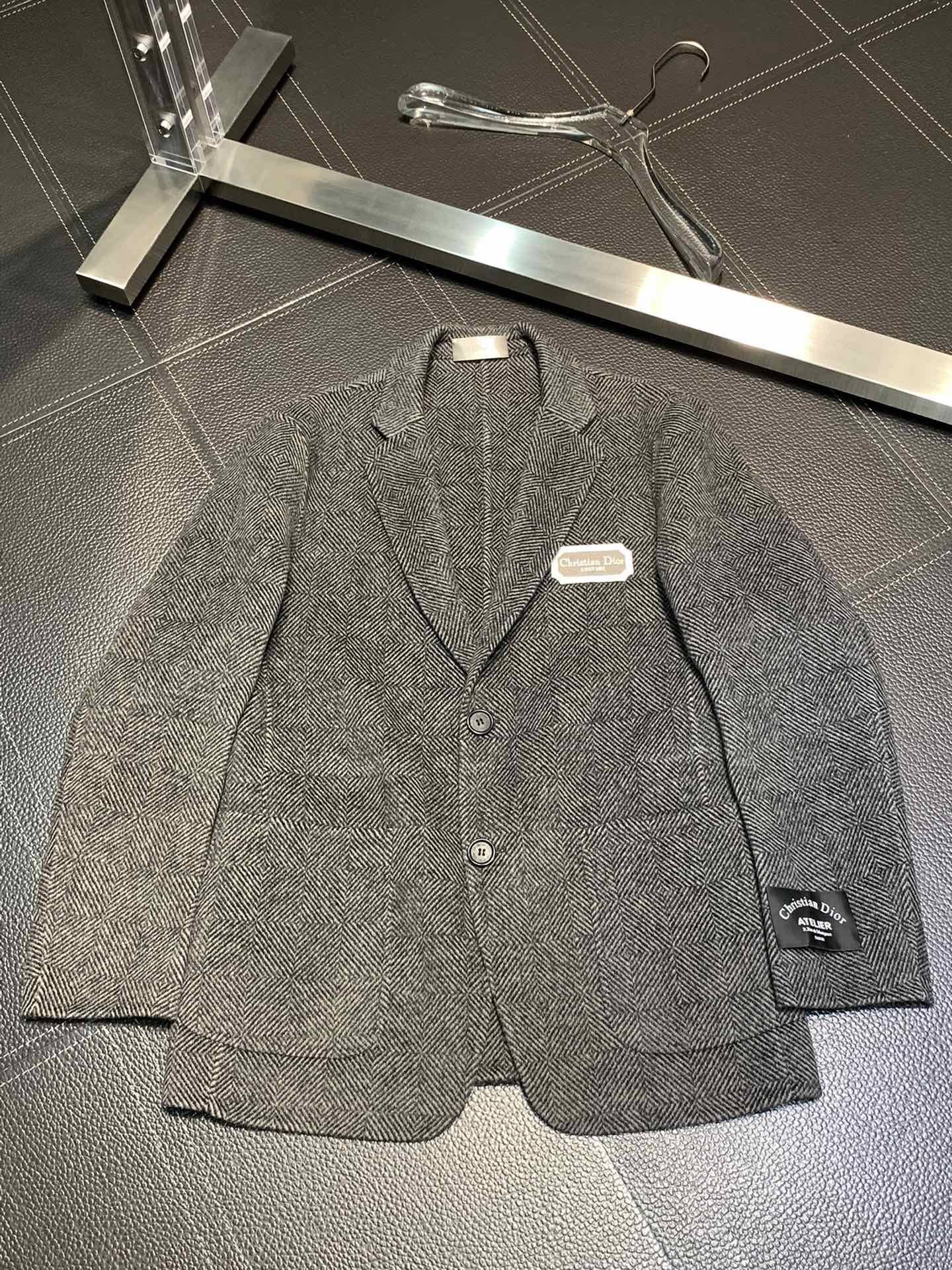 D10r men's lambswool coat