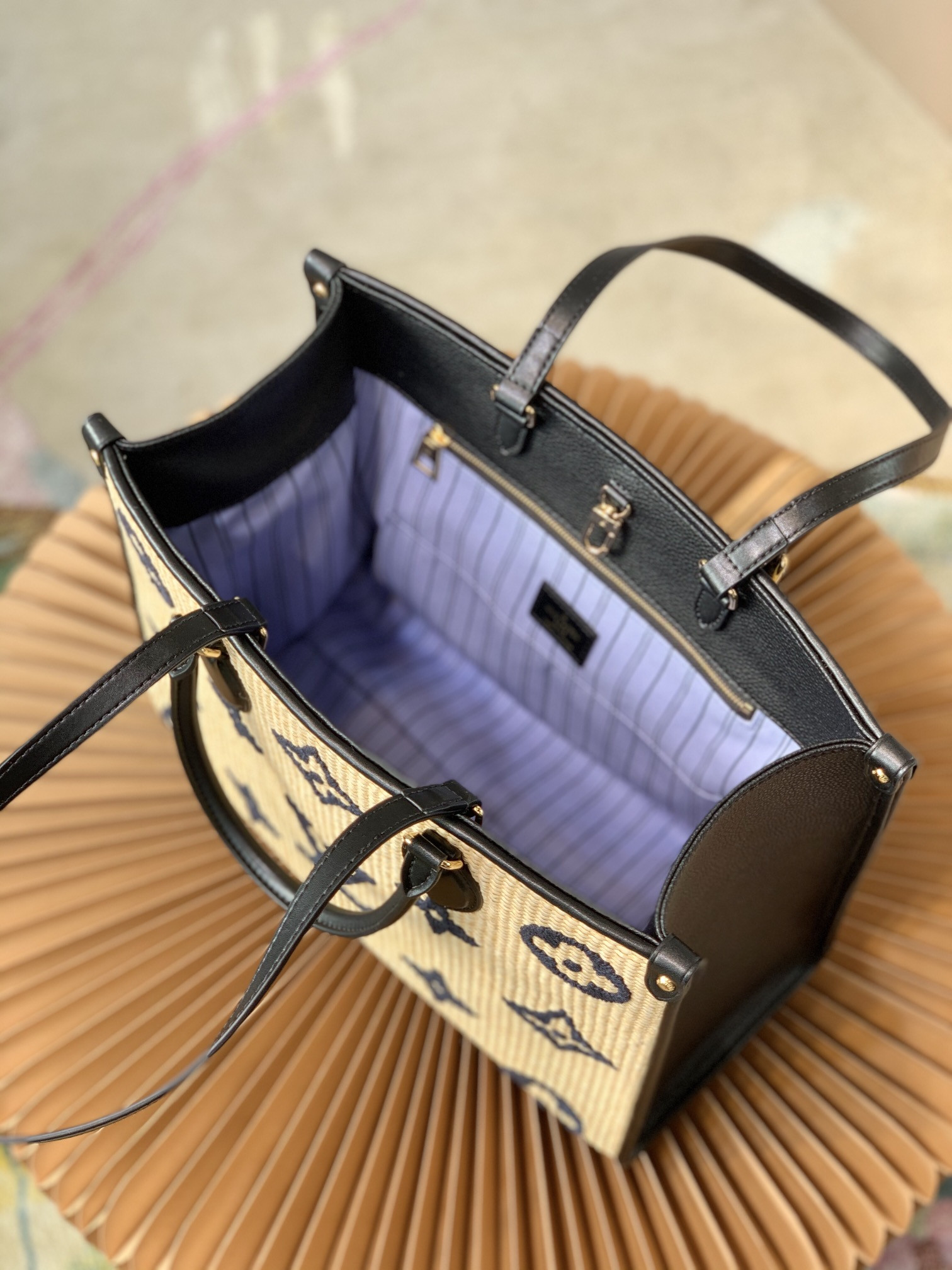 L0vis Vvtt0n Onthego Bag